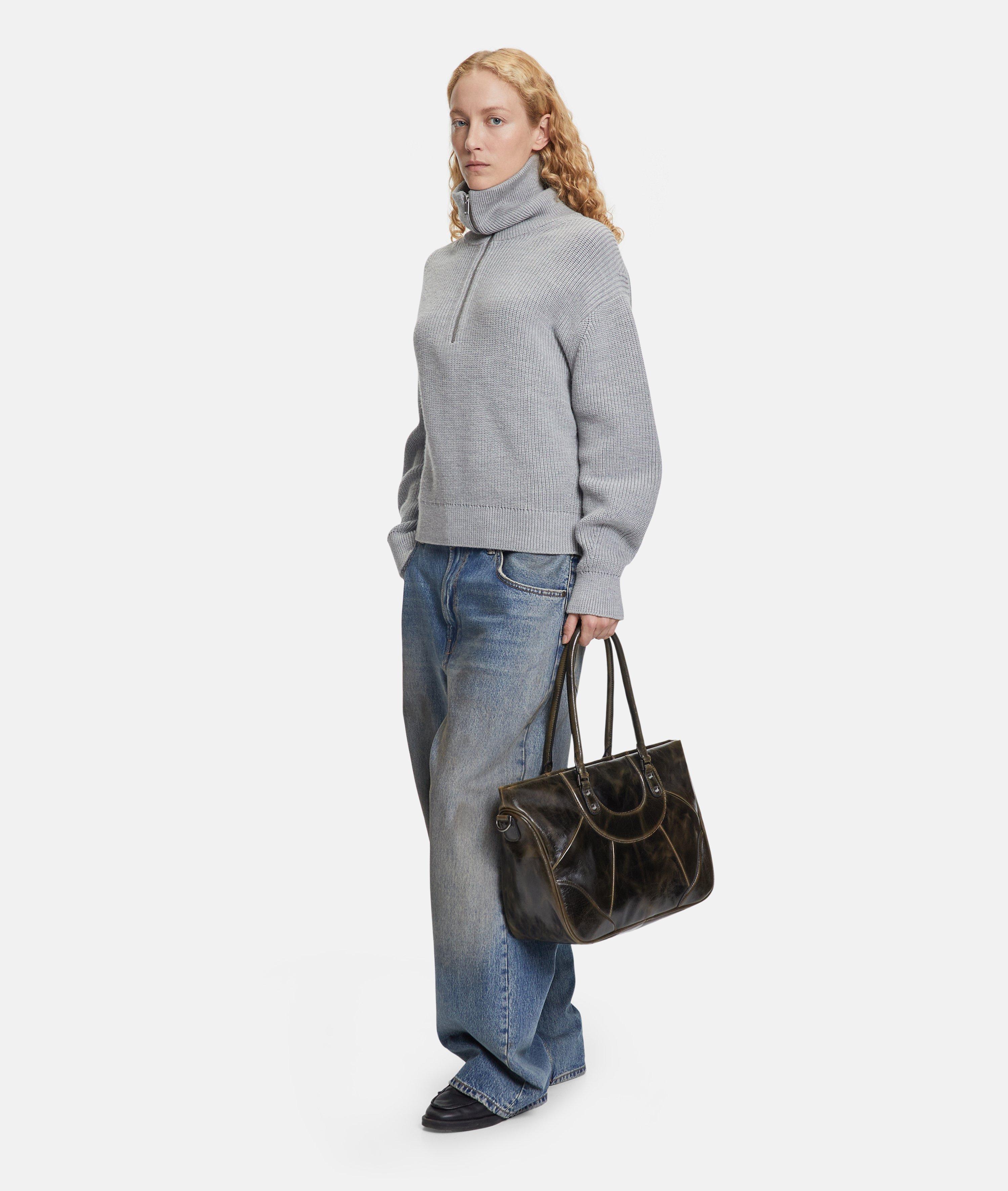 LIEBESKIND BERLIN Archive Esther Satchel M