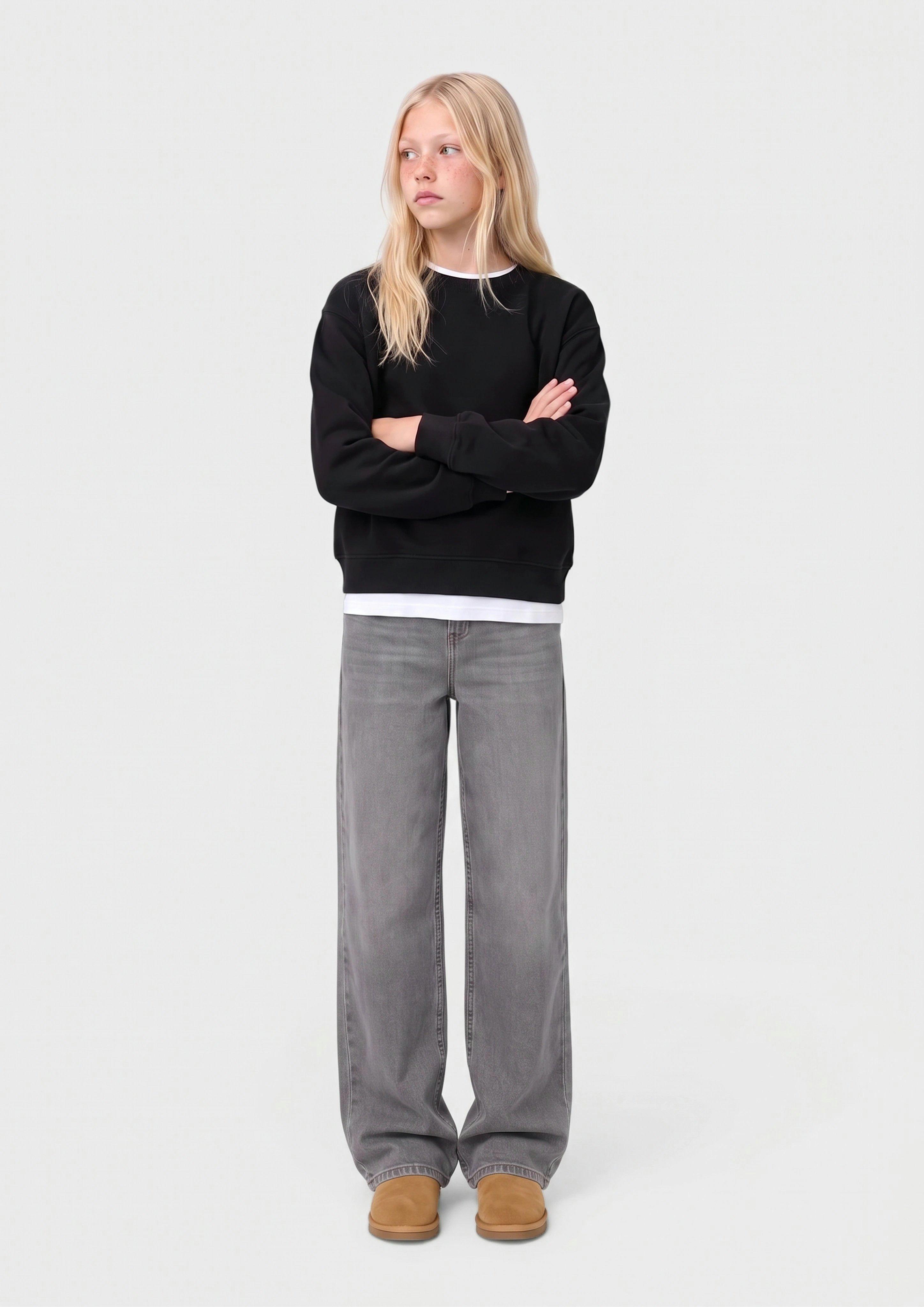 Kuscheliges Sweatshirt mit Schmucksteinen in Farbe schwarz von s.Oliver