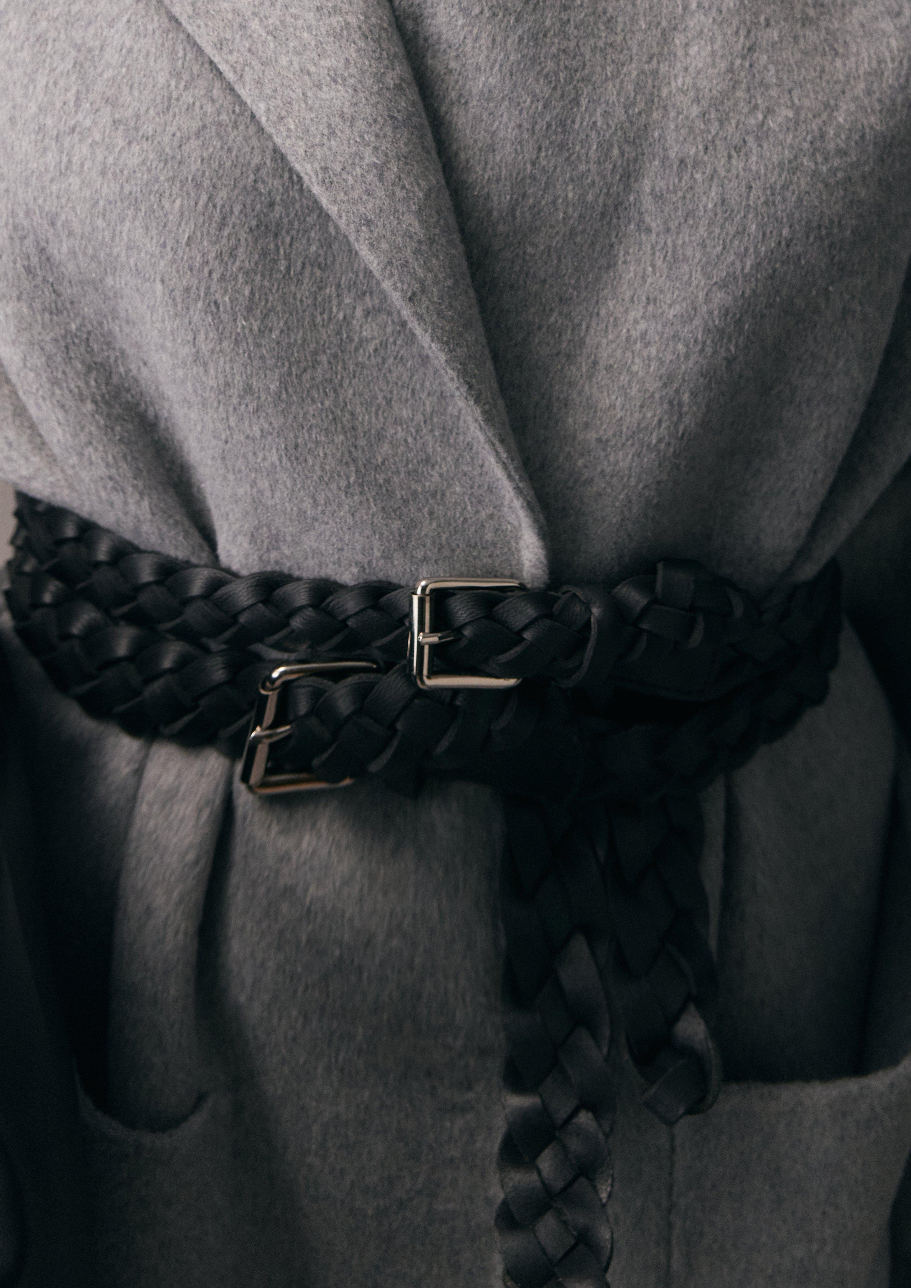 Ceinture taille en noir de COMMA
