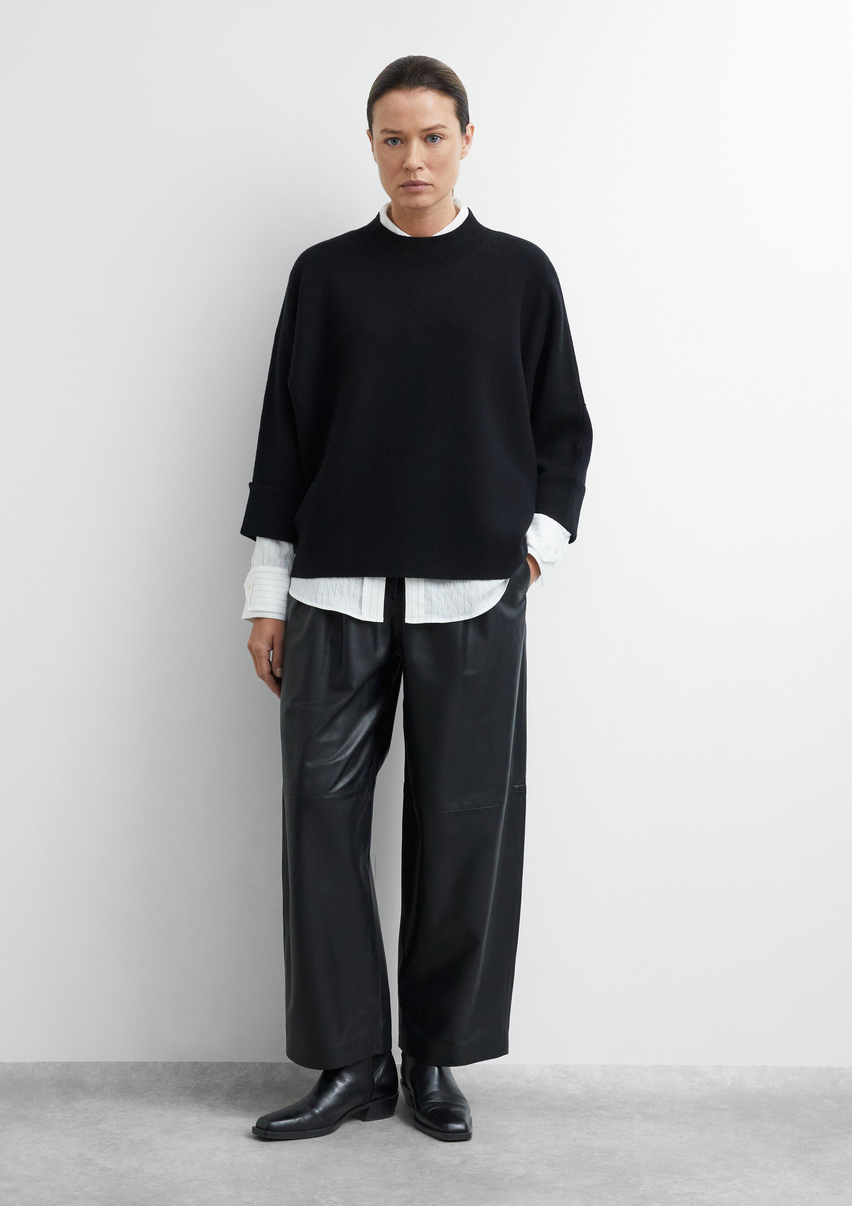 Damen Strickjacke in schwarz von COMMA