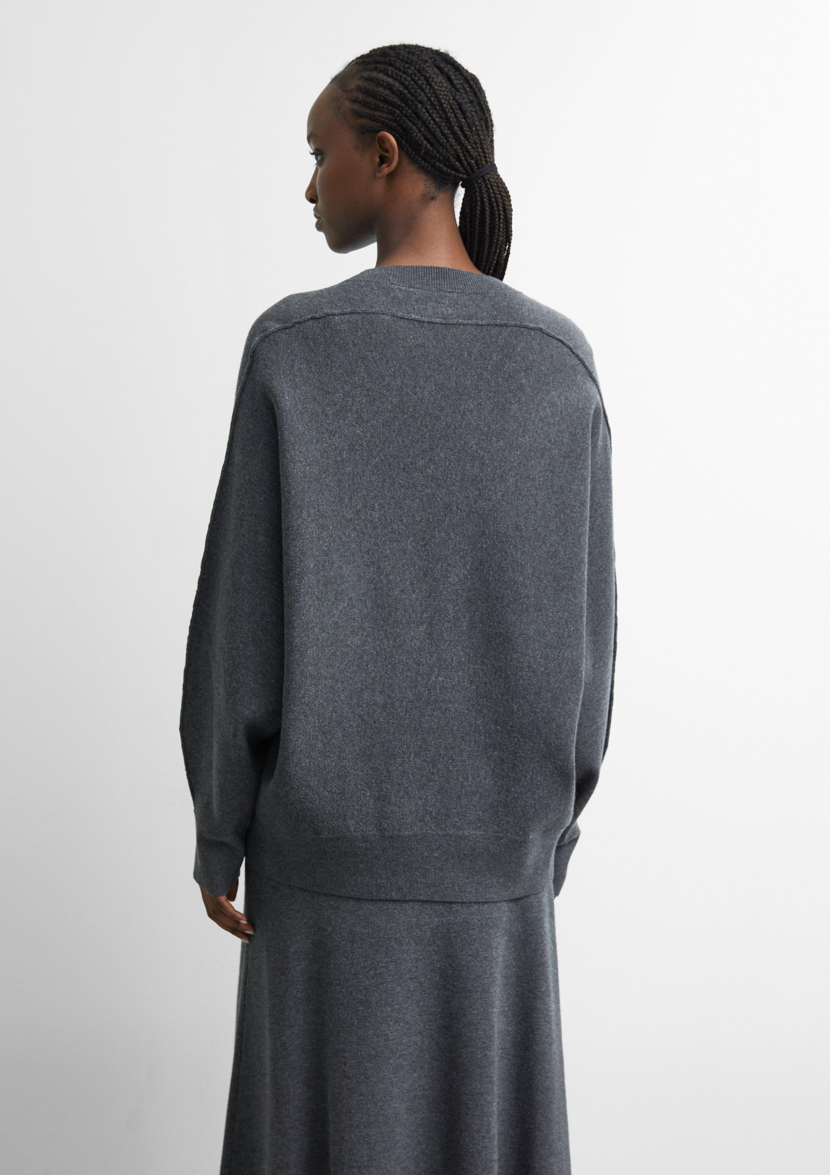Oversize-Strickpullover mit Fledermausärmeln in grau von COMMA