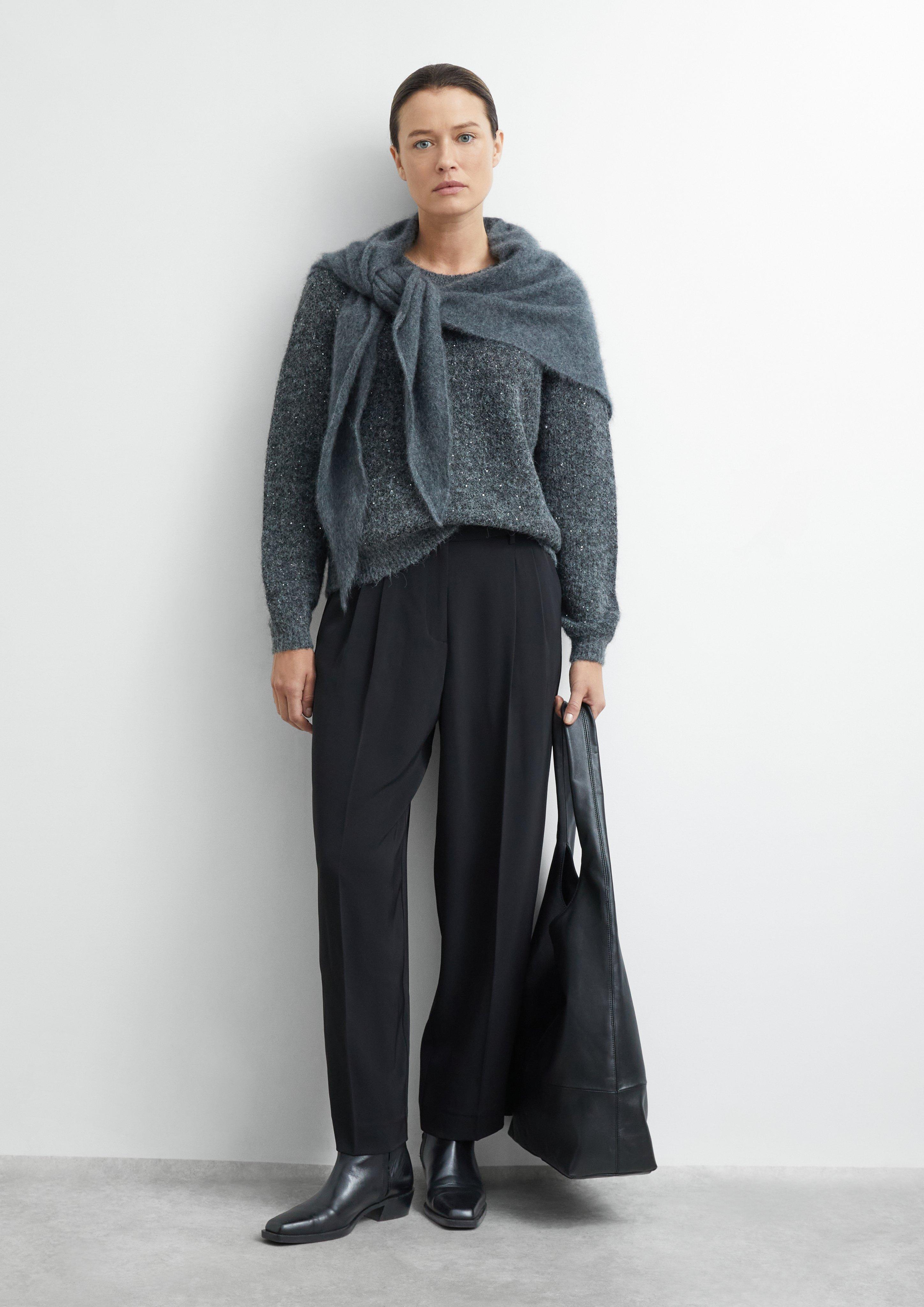 Damen Strickpullover mit Pailletten und Ballonärmeln in grau von COMMA
