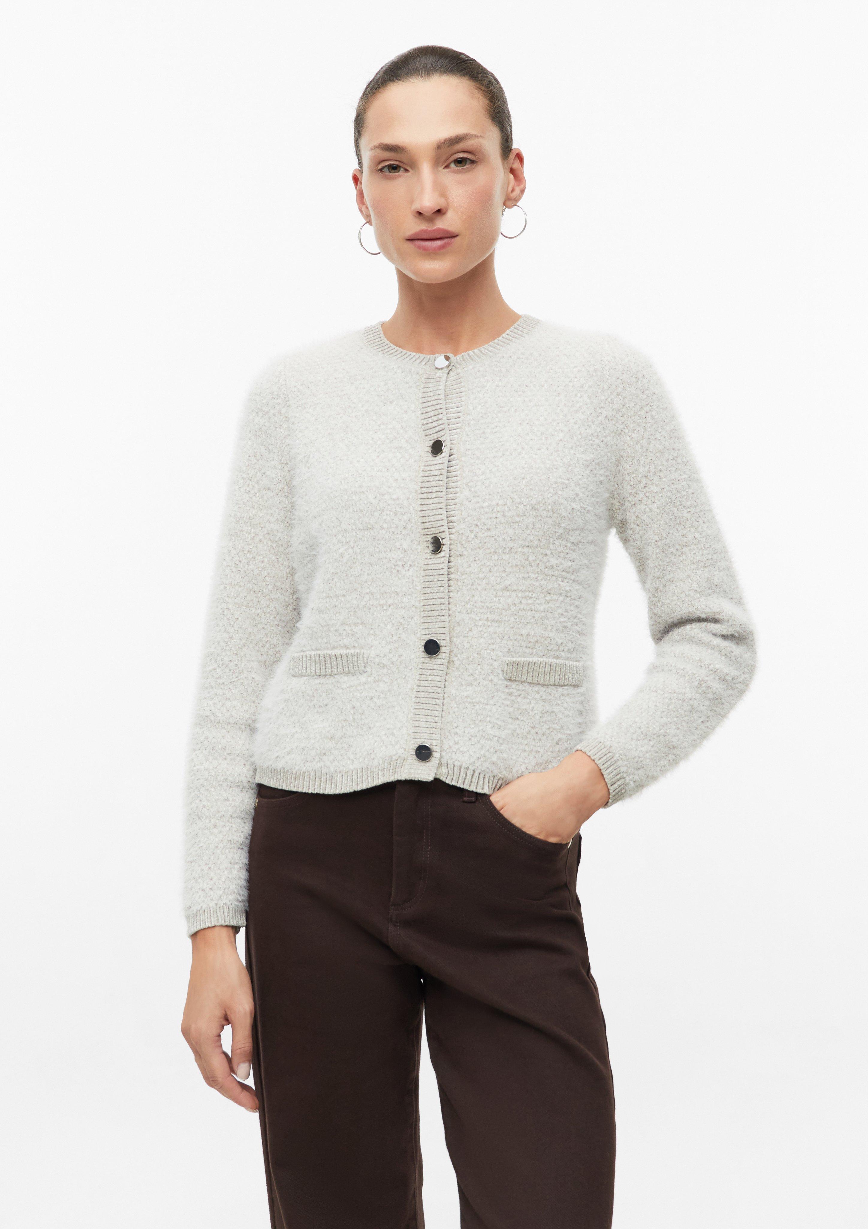 Flauschige Strickjacke mit Schmuckknöpfen in Farbe beige von s.Oliver BLACK LABEL