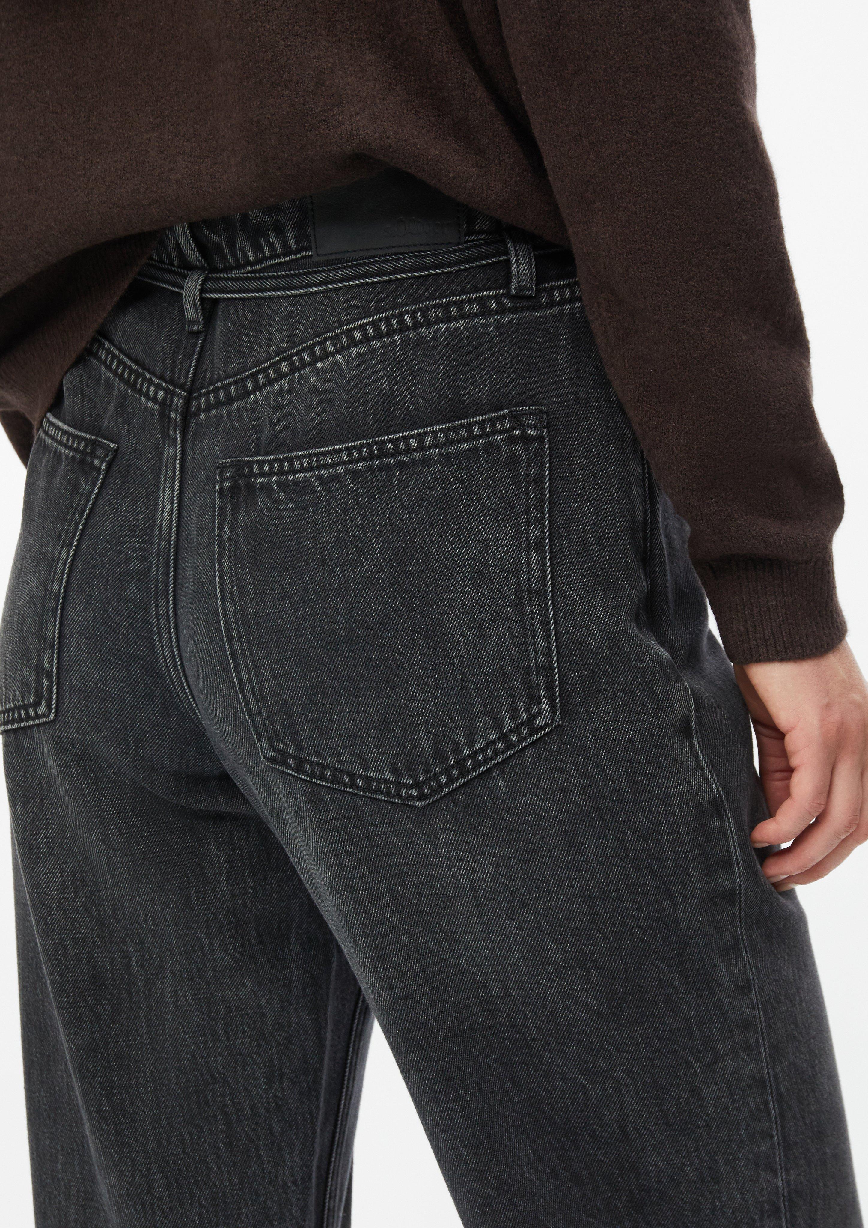Femmes Jean Beth / Coupe ample / Taille mi-haute / Jambe droite en gris de s.Oliver