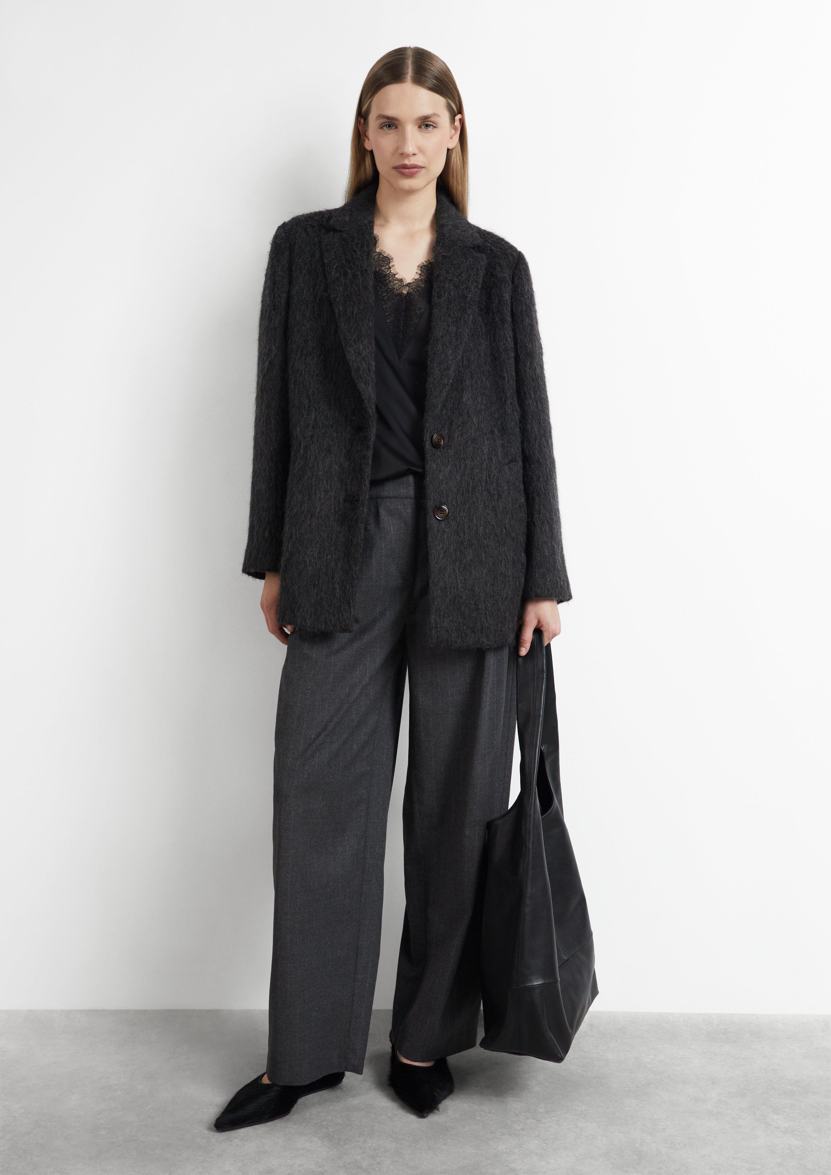 Damen Gebürstete Outdoor-Jacke mit Knopfverschluss und Leistentaschen in schwarz von COMMA