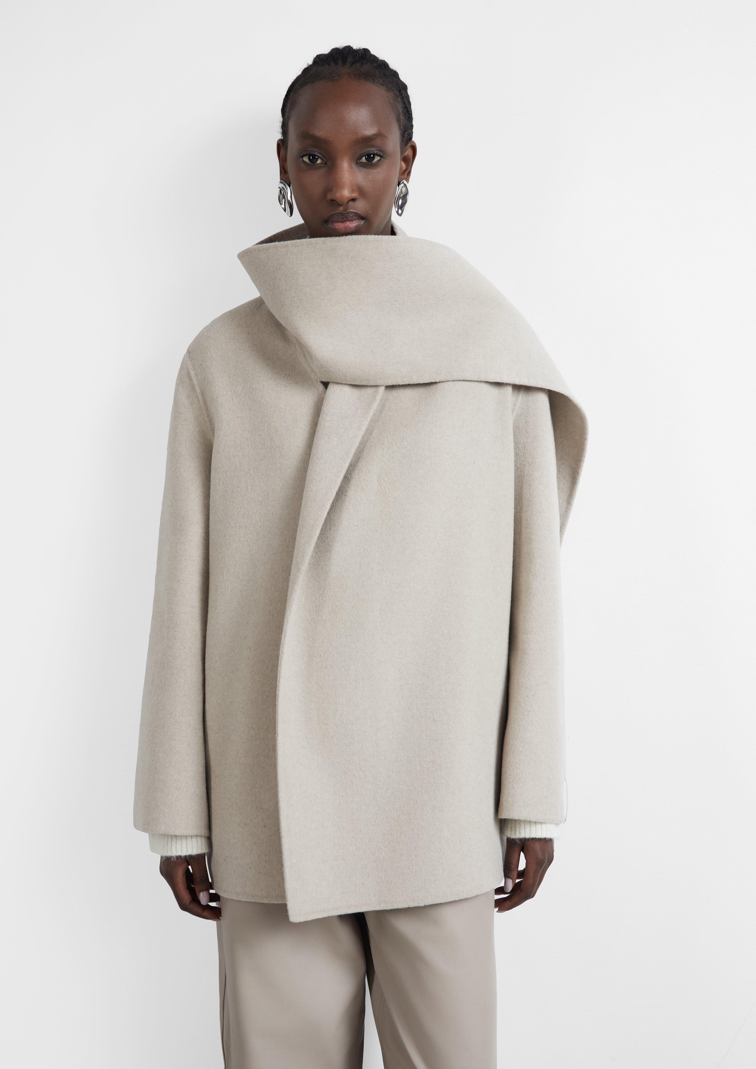 Outdoor-Jacke aus Doubleface mit Schalkragen in Farbe hellbraun von COMMA