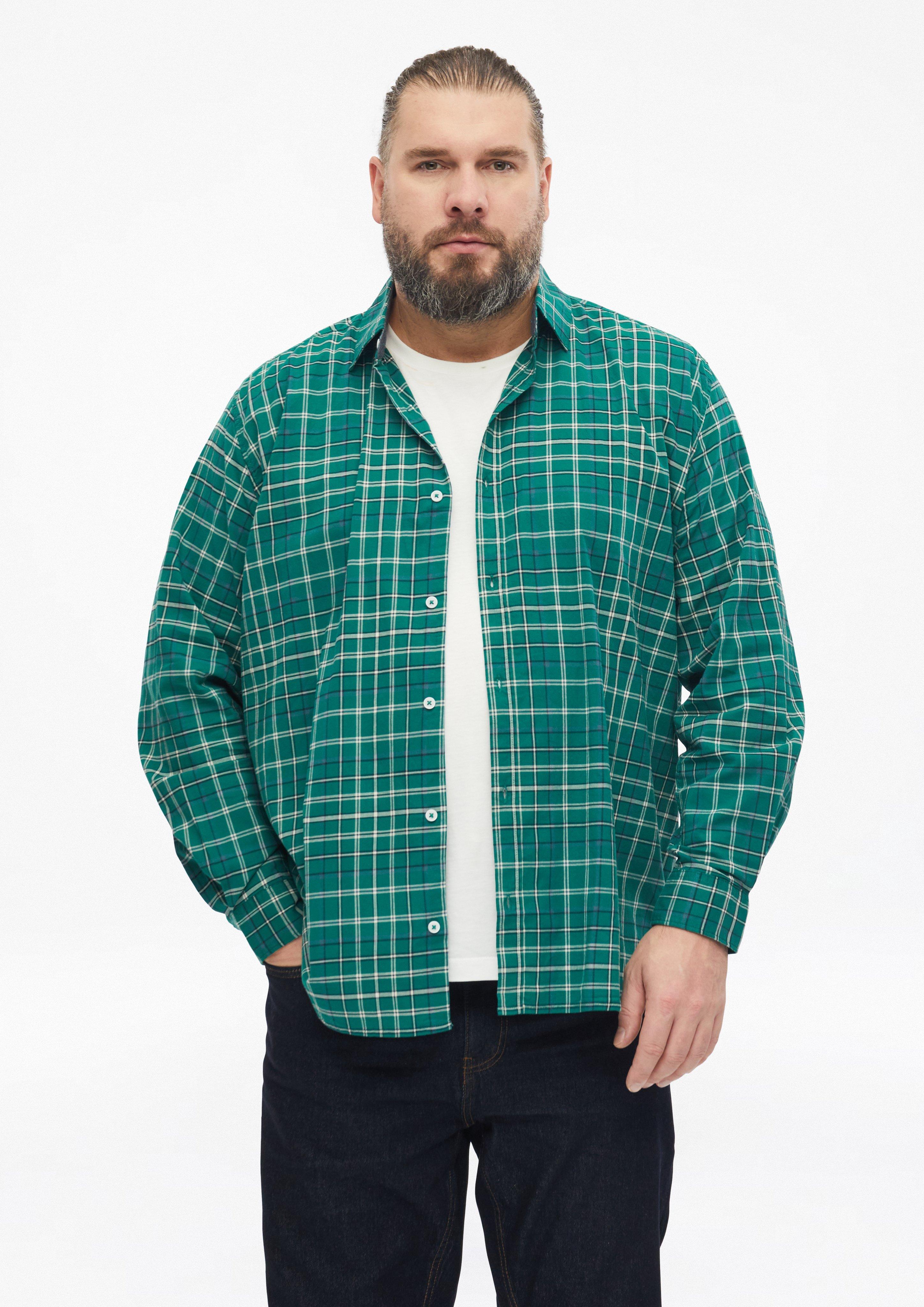 Coupe ajustée : chemise à carreaux en coton stretch doux en vert sapin de s.Oliver Men Big Sizes