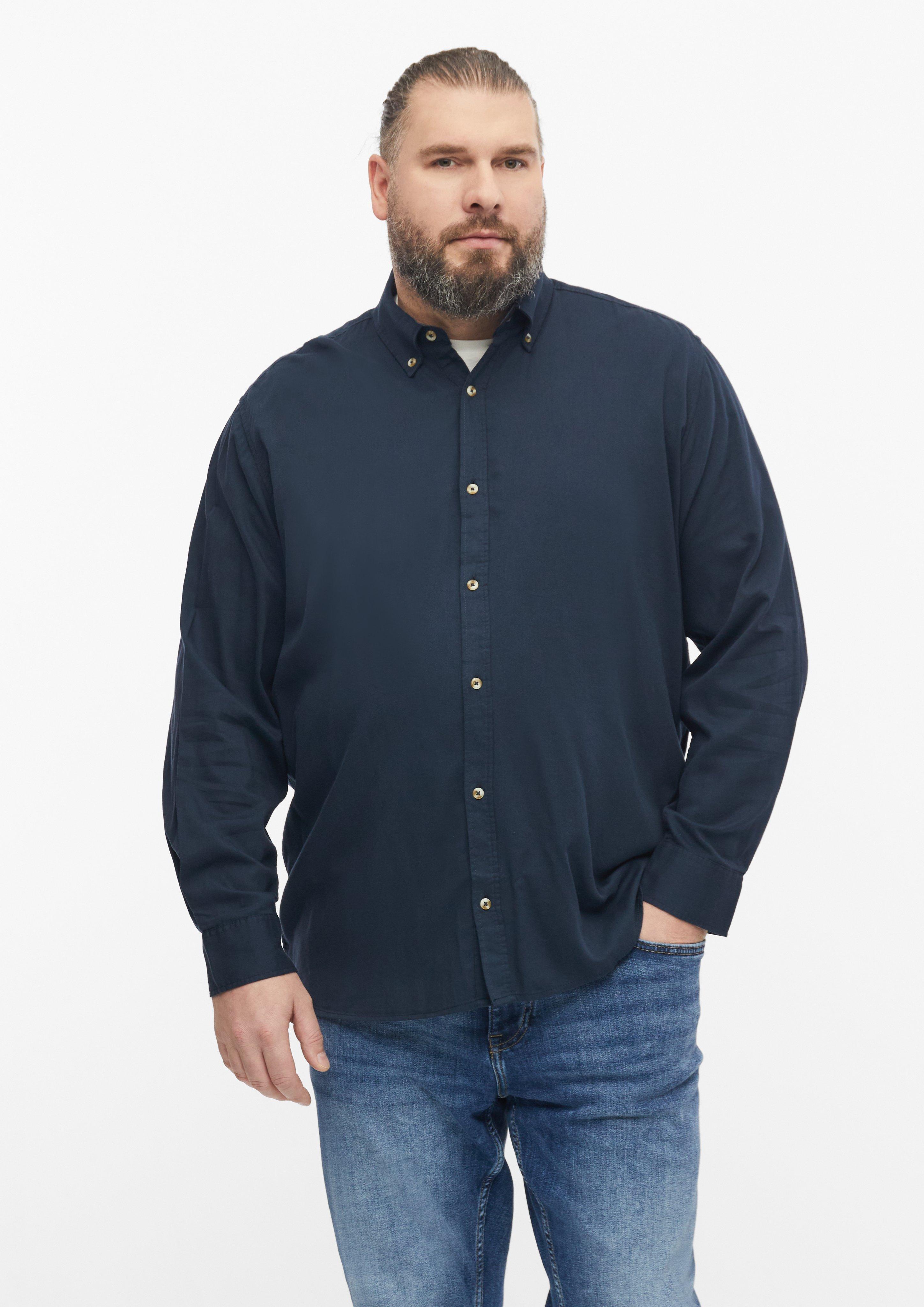 Regular Fit: Miękka w dotyku koszula z przypinanym kołnierzykiem w kolorze granatowy od s.Oliver Men Big Sizes
