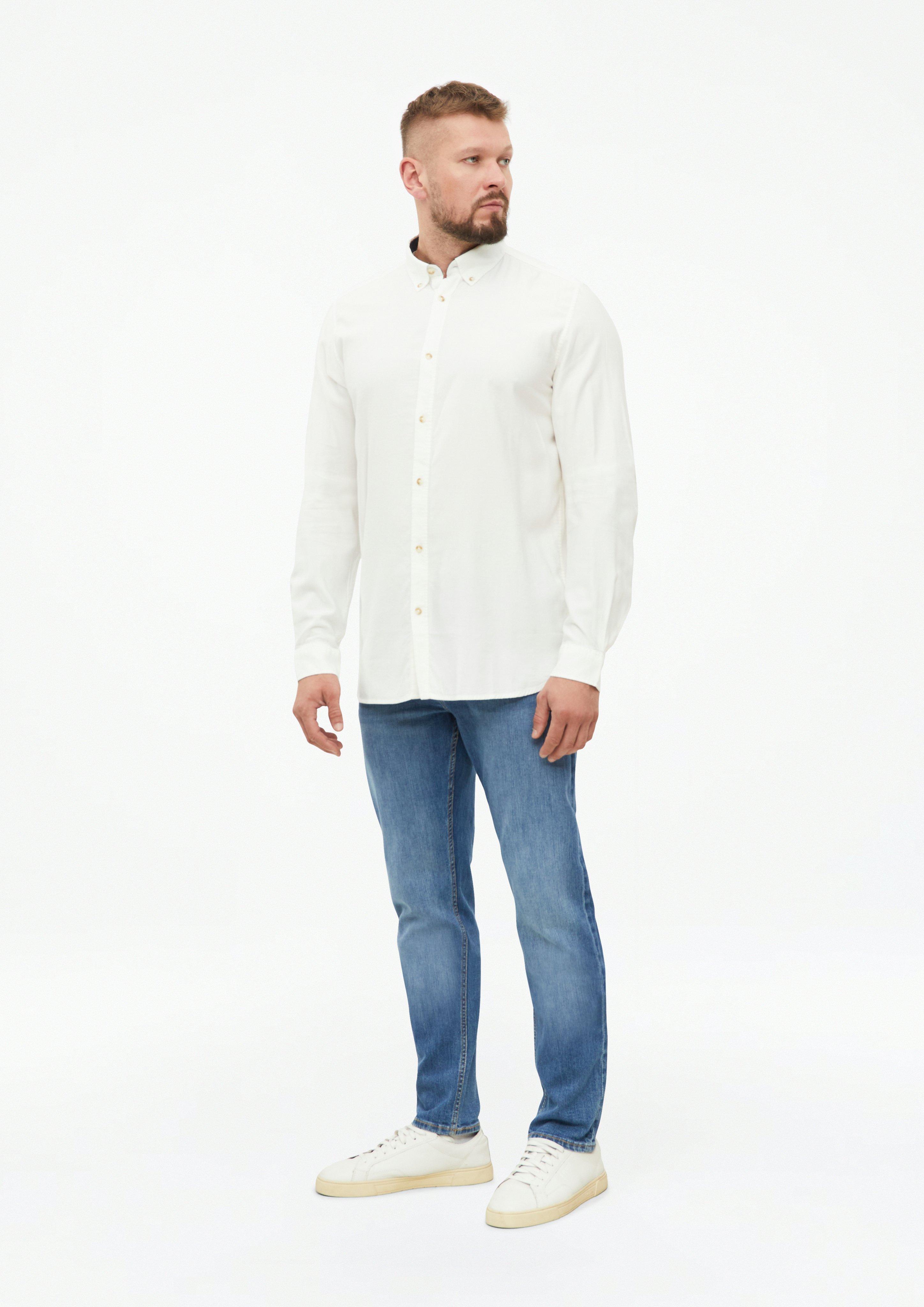 Hommes Coupe classique : chemise au toucher doux avec col boutonné en crème de s.Oliver Men Tall Sizes