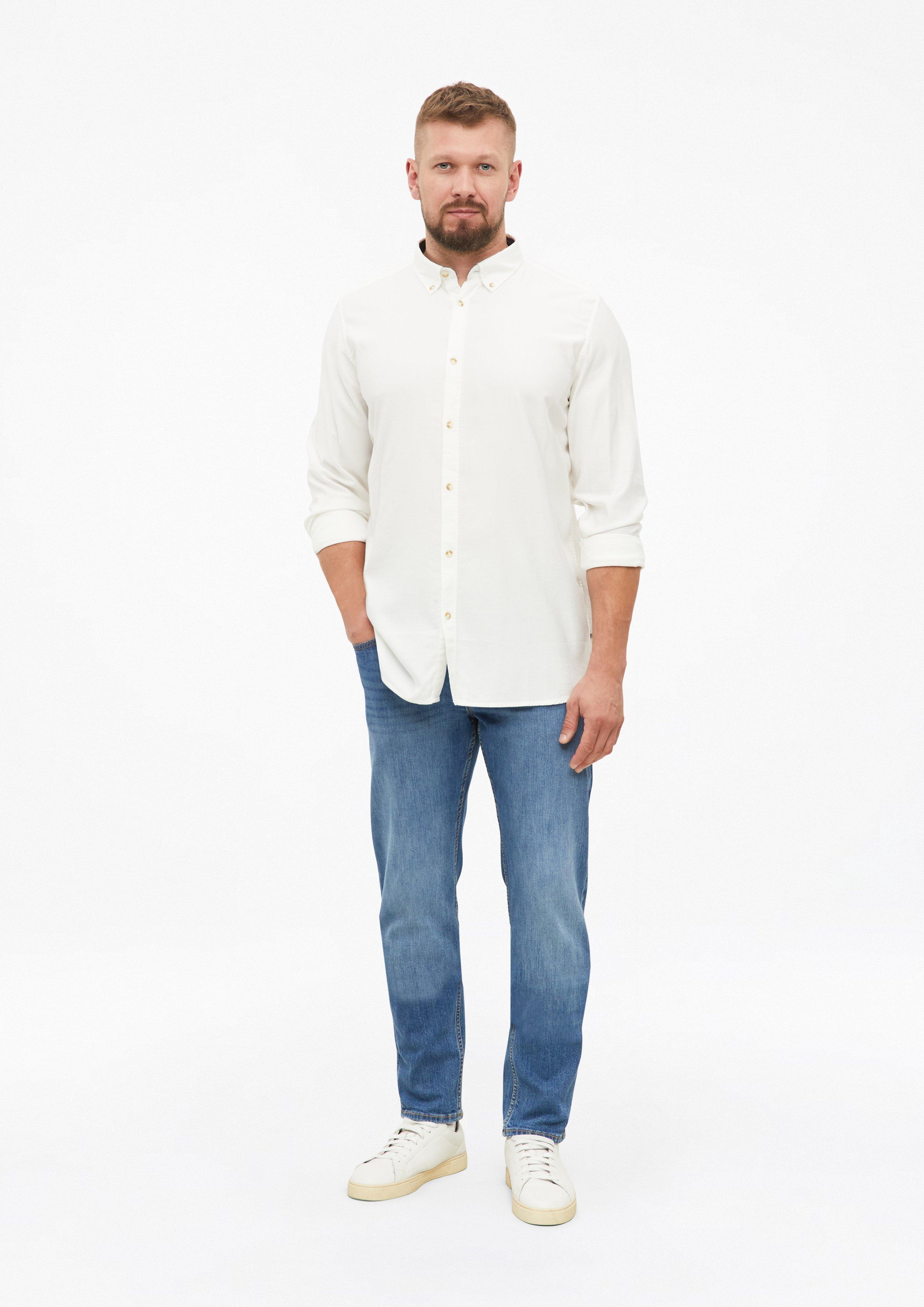 Hommes Coupe classique : chemise au toucher doux avec col boutonné en crème de s.Oliver Men Tall Sizes
