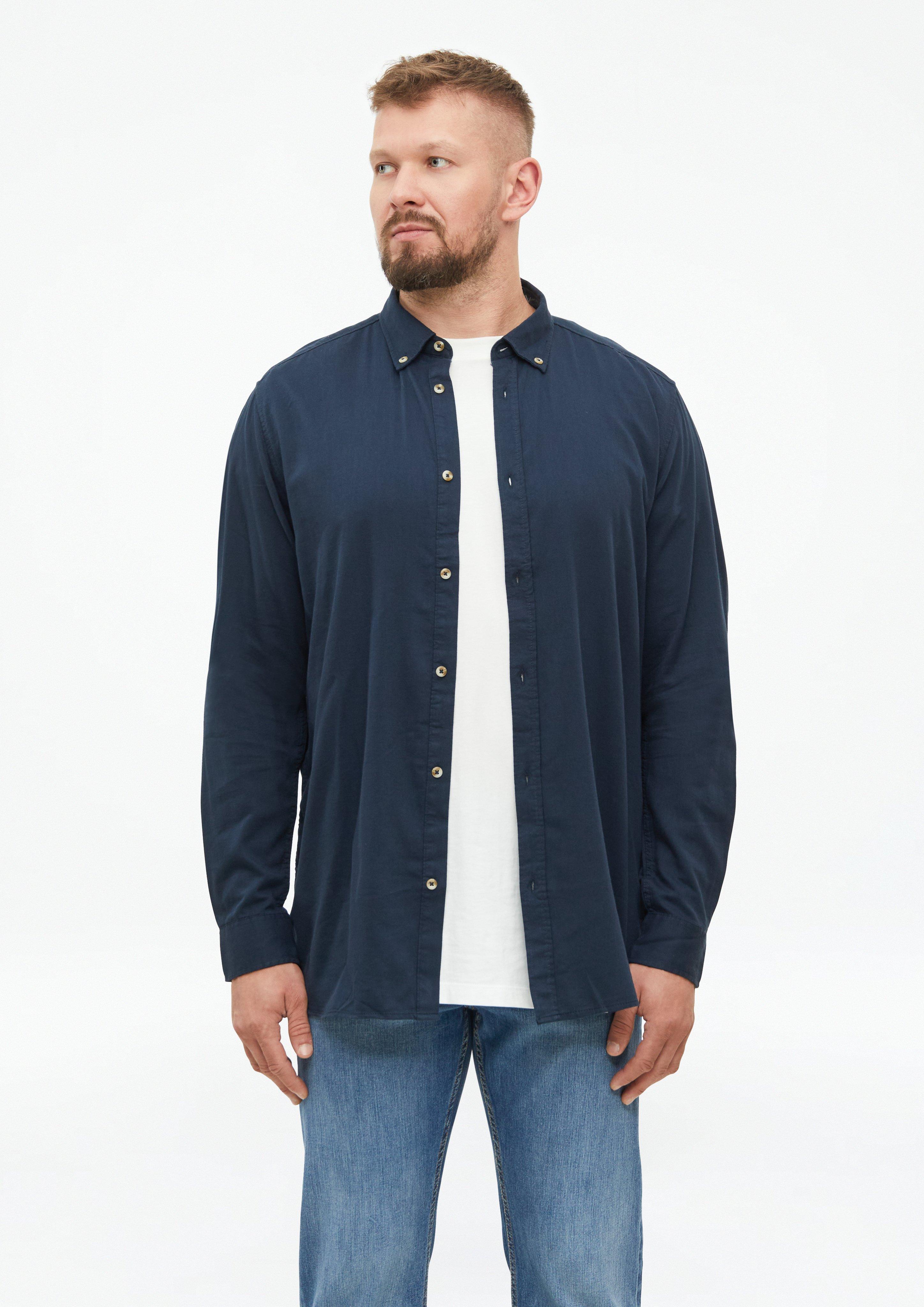 Regular Fit: overhemd met zachte stof en button-downkraag in navy van s.Oliver Men Tall Sizes