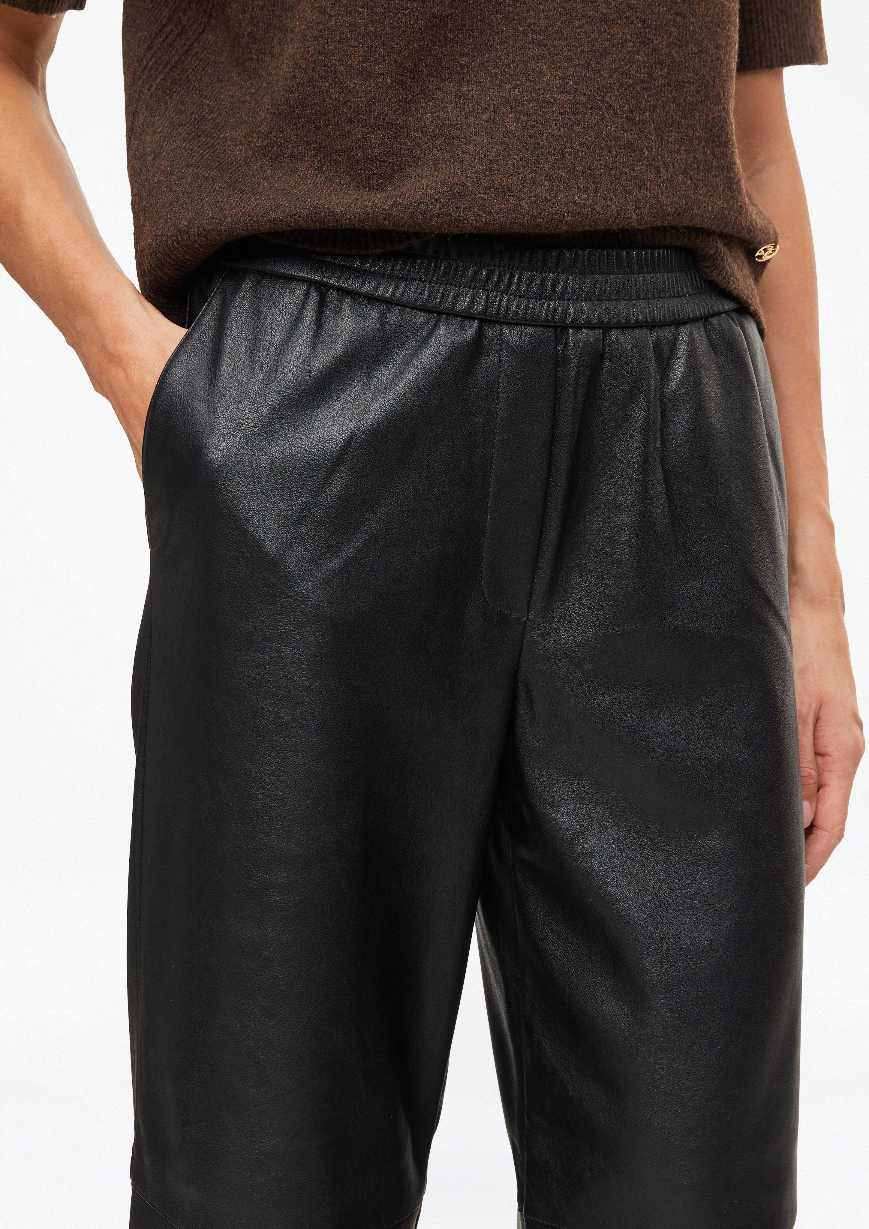 Dames Broek in leerlook met elastische tailleband in zwart van s.Oliver BLACK LABEL