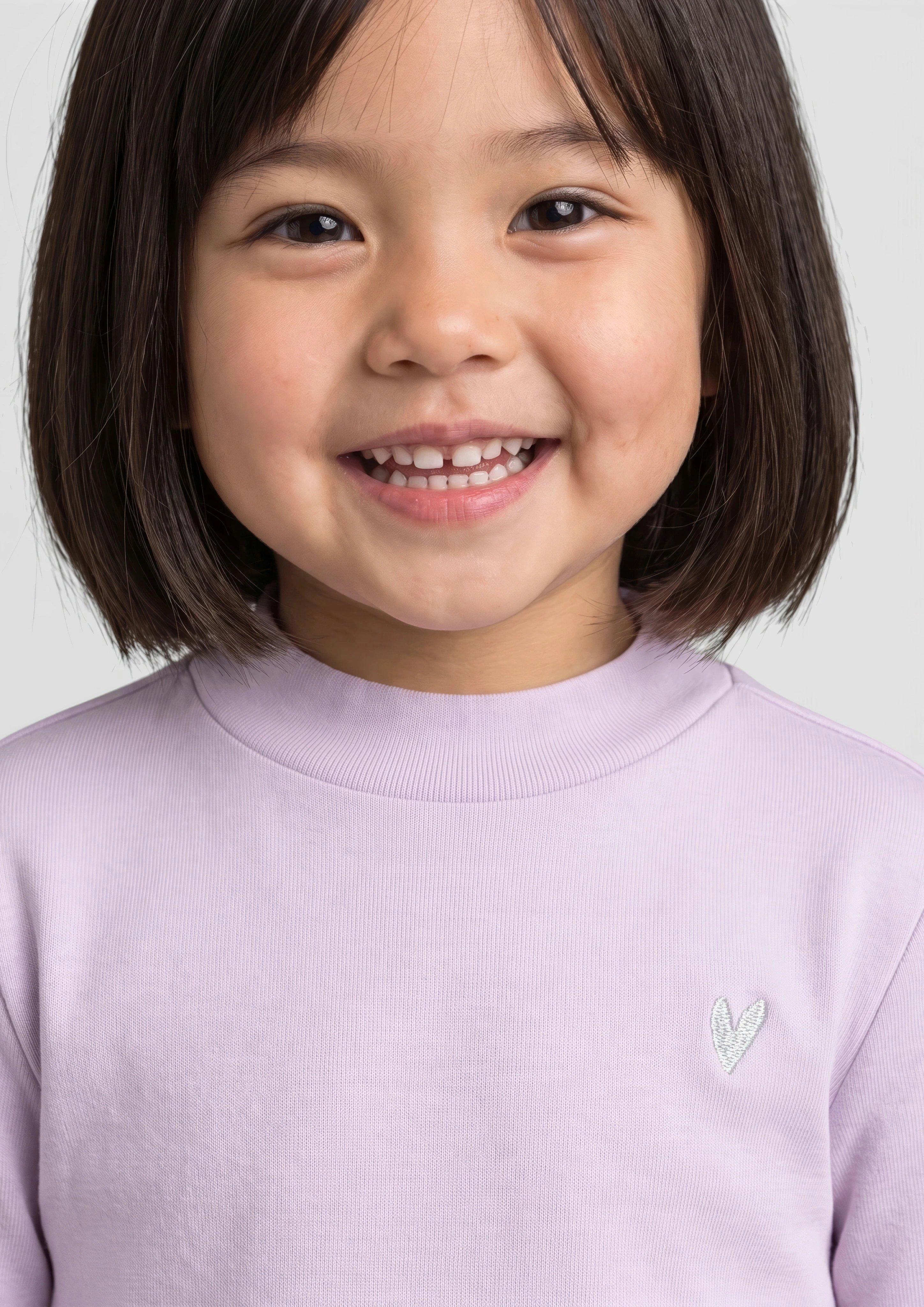 Kinder Rippshirt im Slim Fit mit Glitzerstickerei in lila von s.Oliver