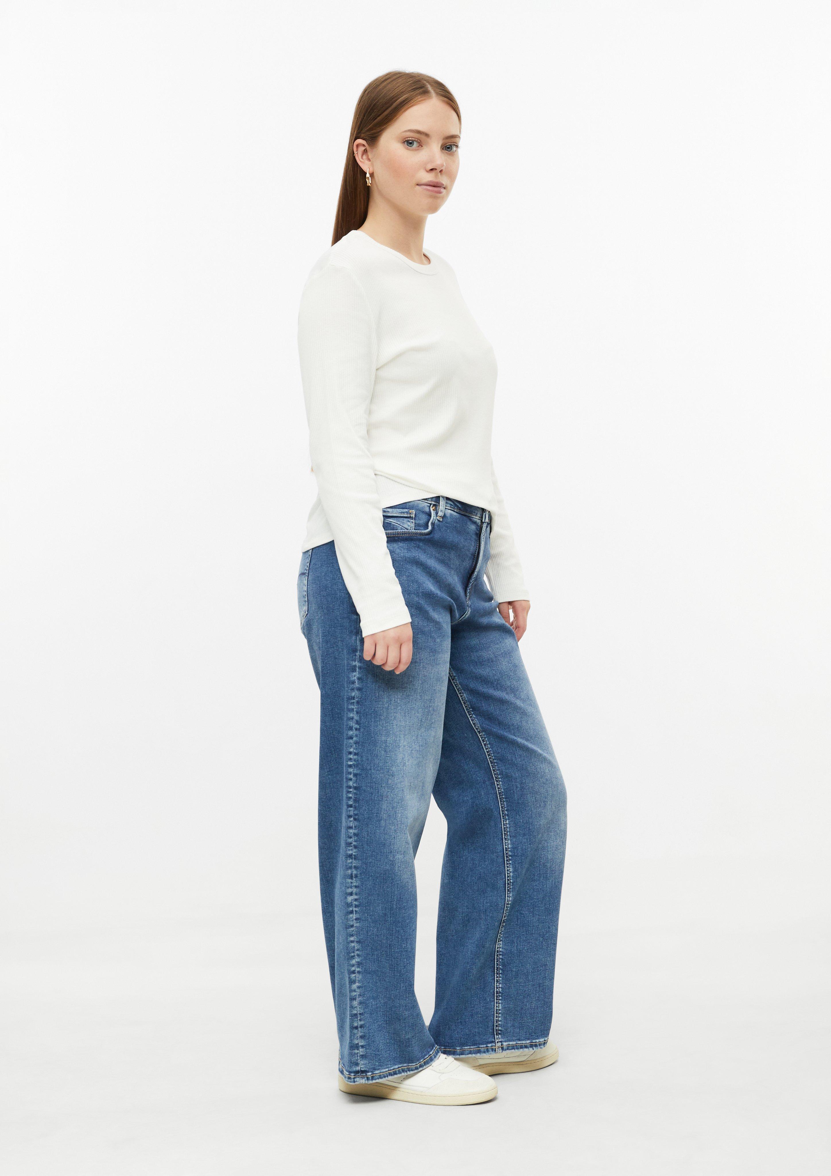 Women Ribbed longsleeve in cream by QS CURVE