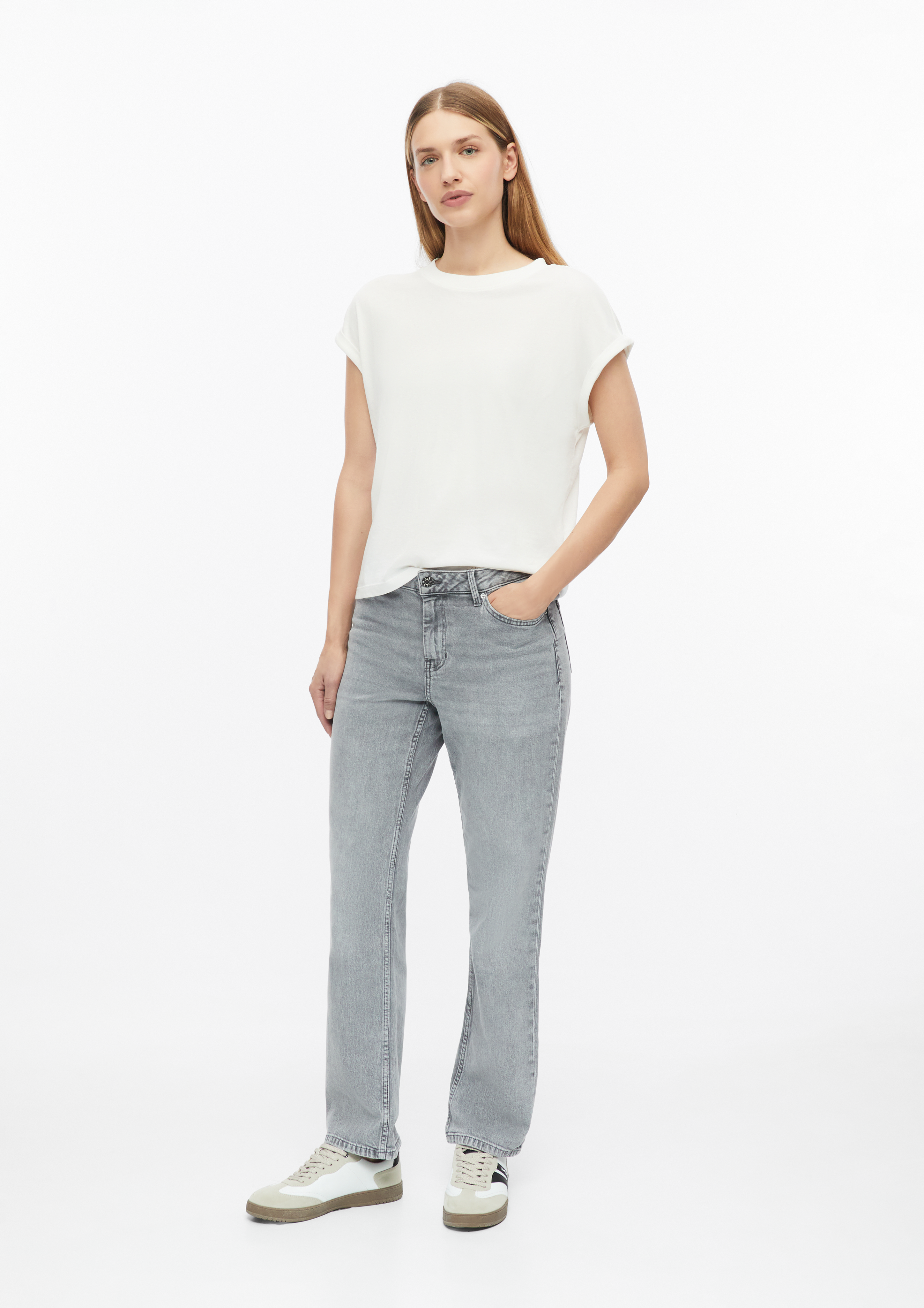 Damen Jeans Karolin / Mid Rise / Straight Fit in grau von s.Oliver