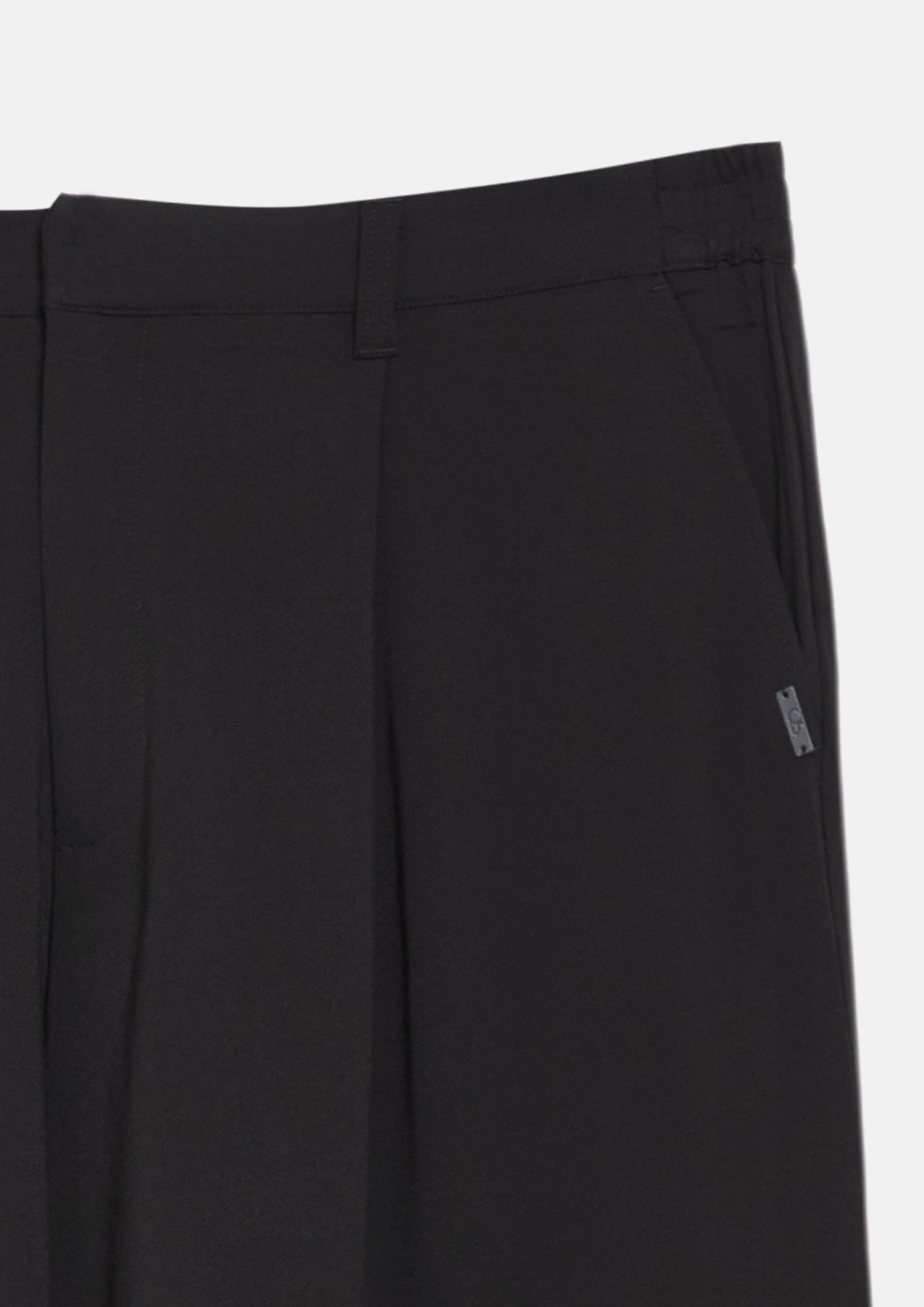 Dames Broek met plooien en wijde pijpen in zwart van QS CURVE