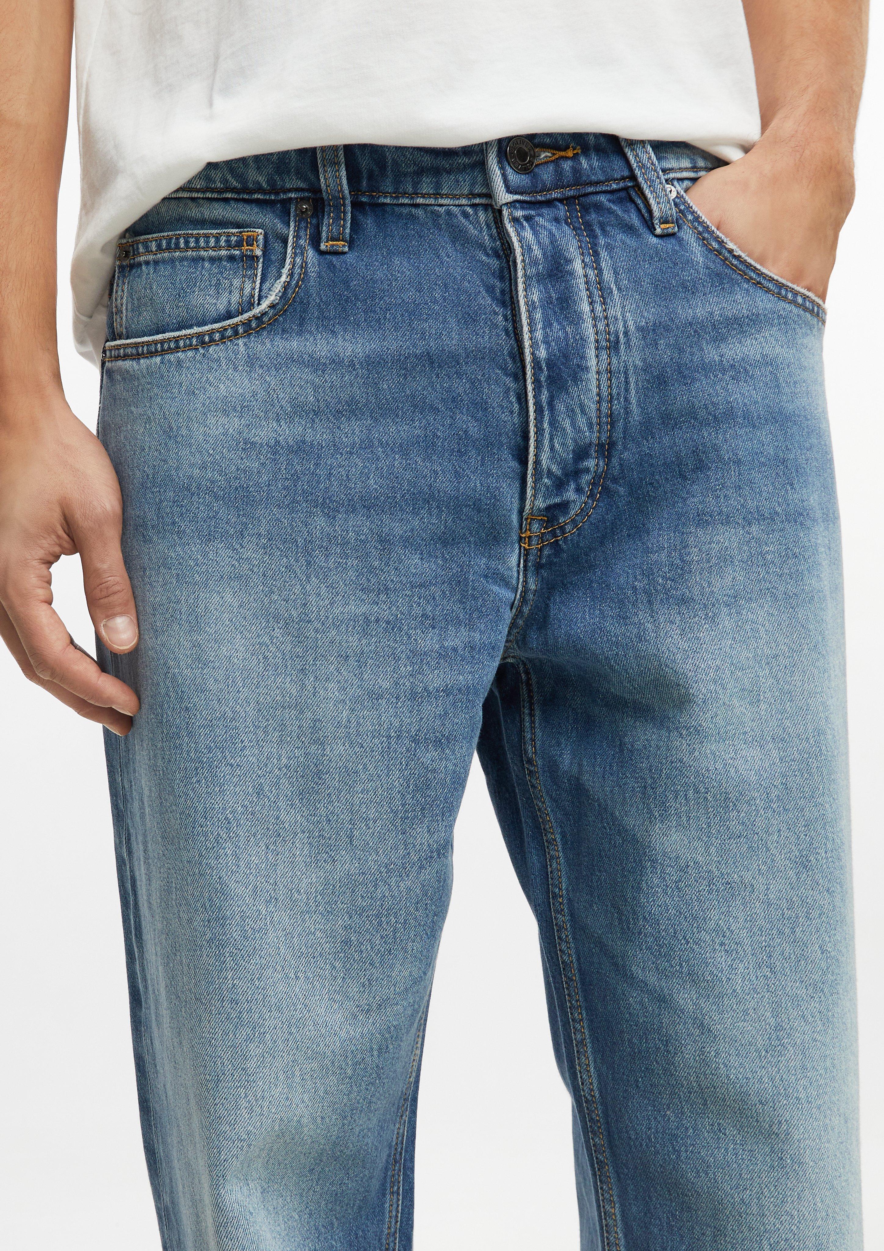 Moški Jeans hlače / Kroj Wide Fit / Mid Rise / zapenjanje z gumbi v barvi modra od s.Oliver