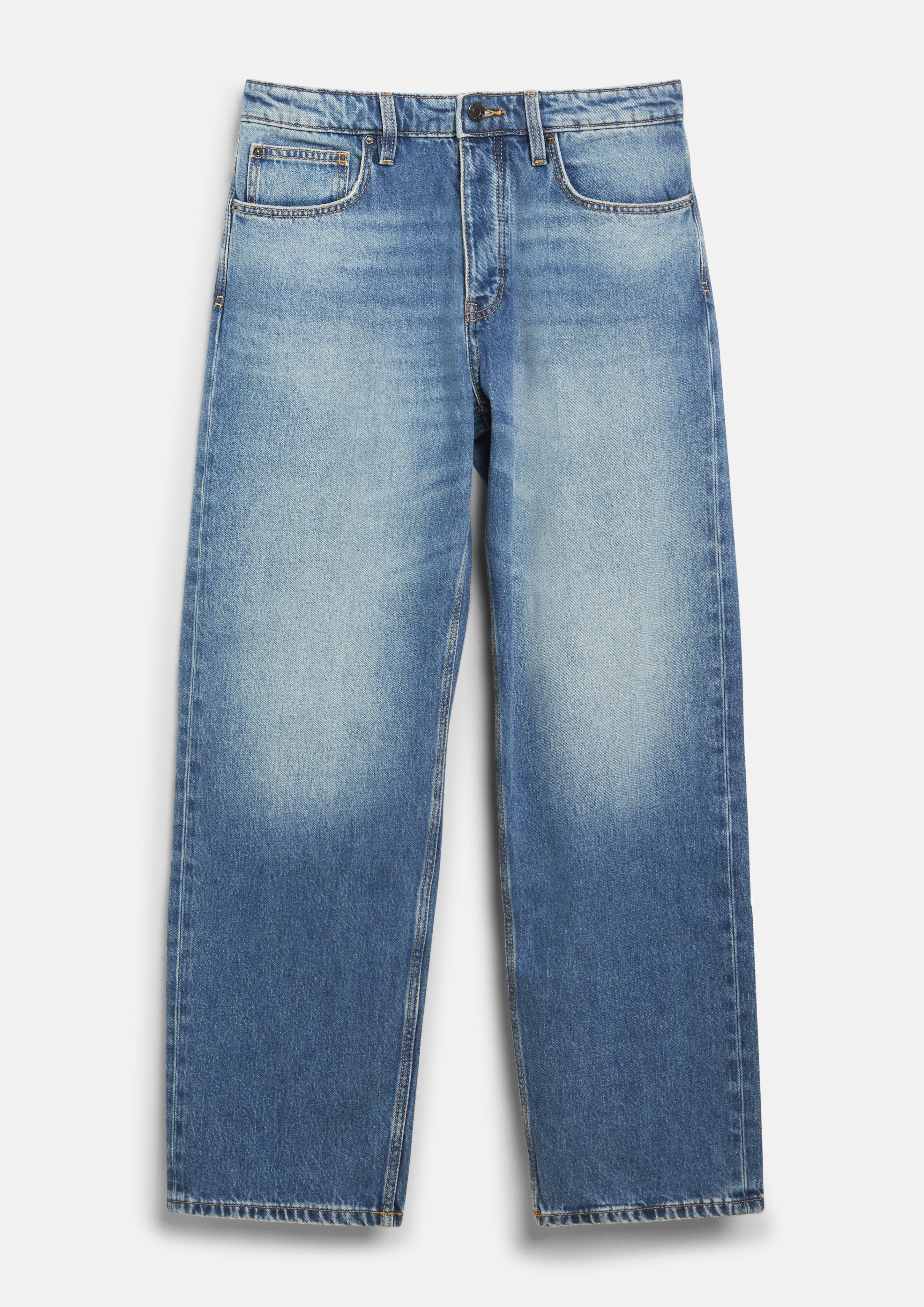 Pino Jeans / Wide Fit / Mid-Rise / Button Fly in blue by s.Oliver