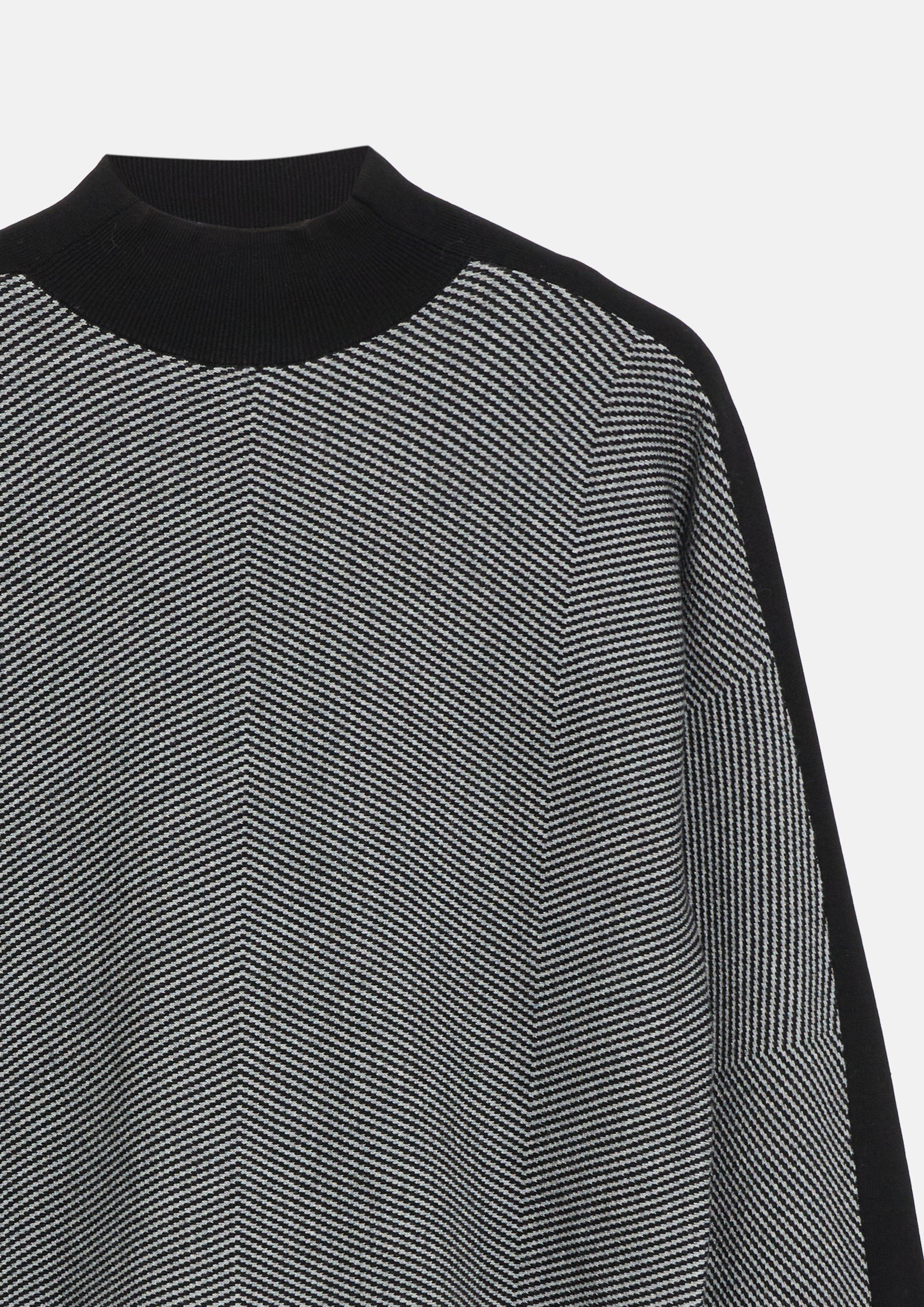 Damen Strickpullover mit Jacquard-Muster und Fledermausärmeln in schwarz von COMMA