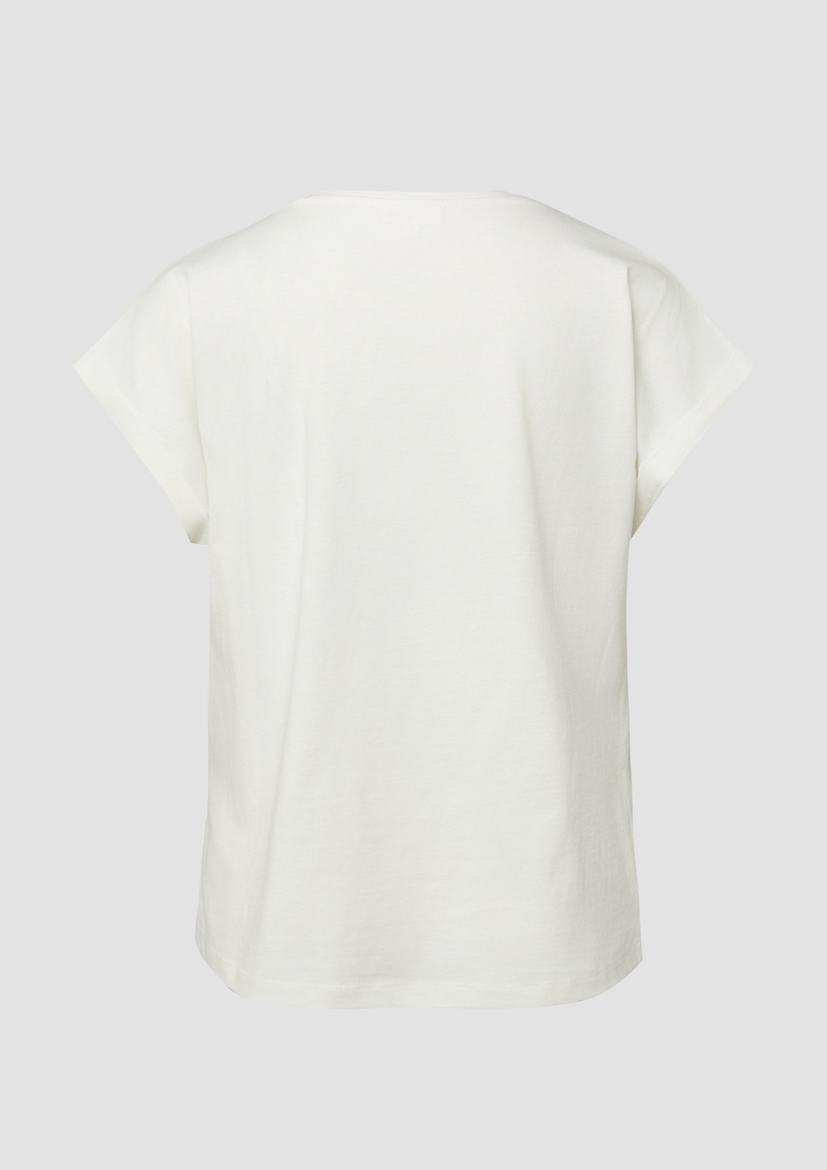 T-Shirt in 02D0, 79D0, 10D2, 41D0 & 59D2