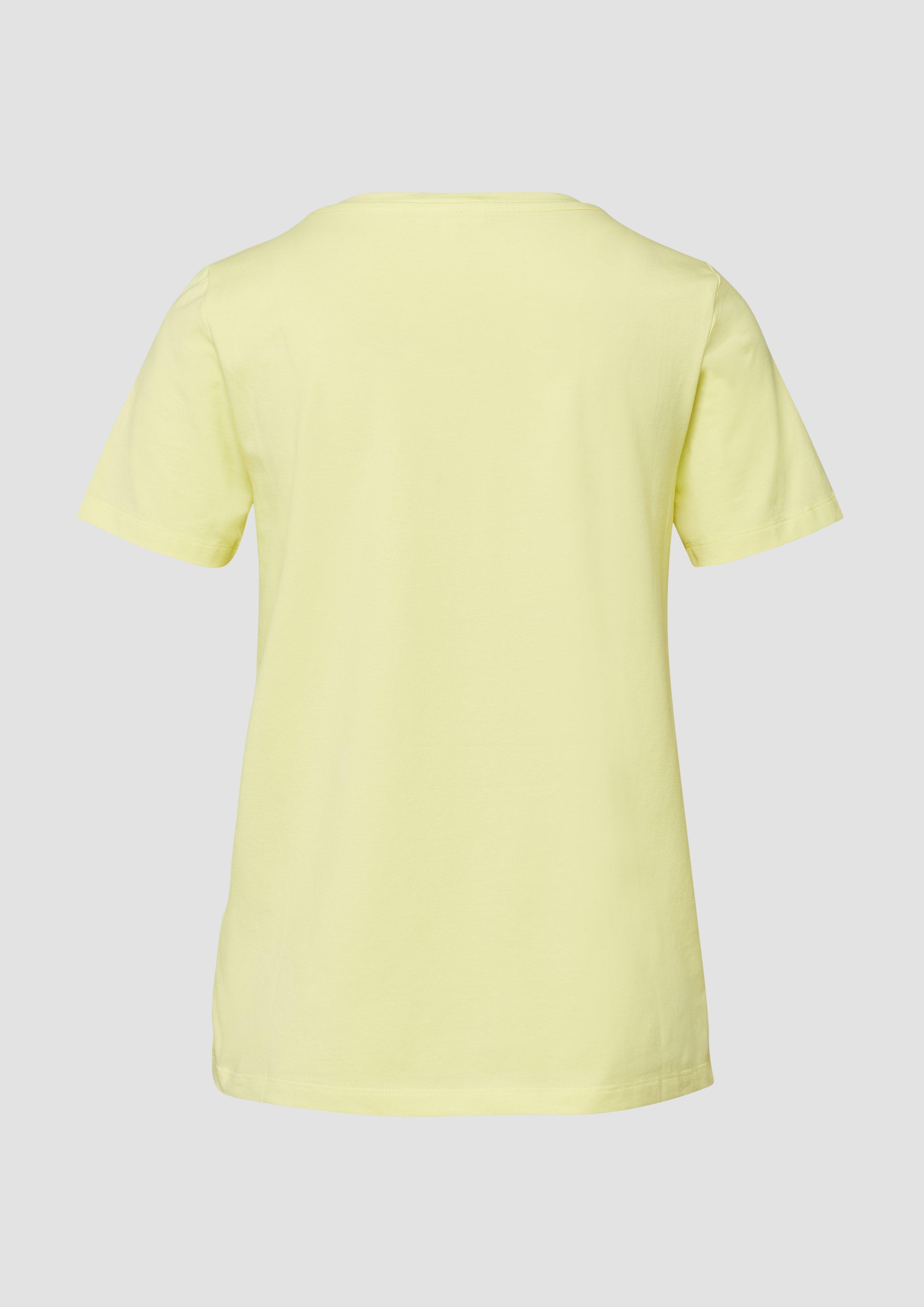 T-shirt in 1021, 4674, 4178, 2401 & 3105