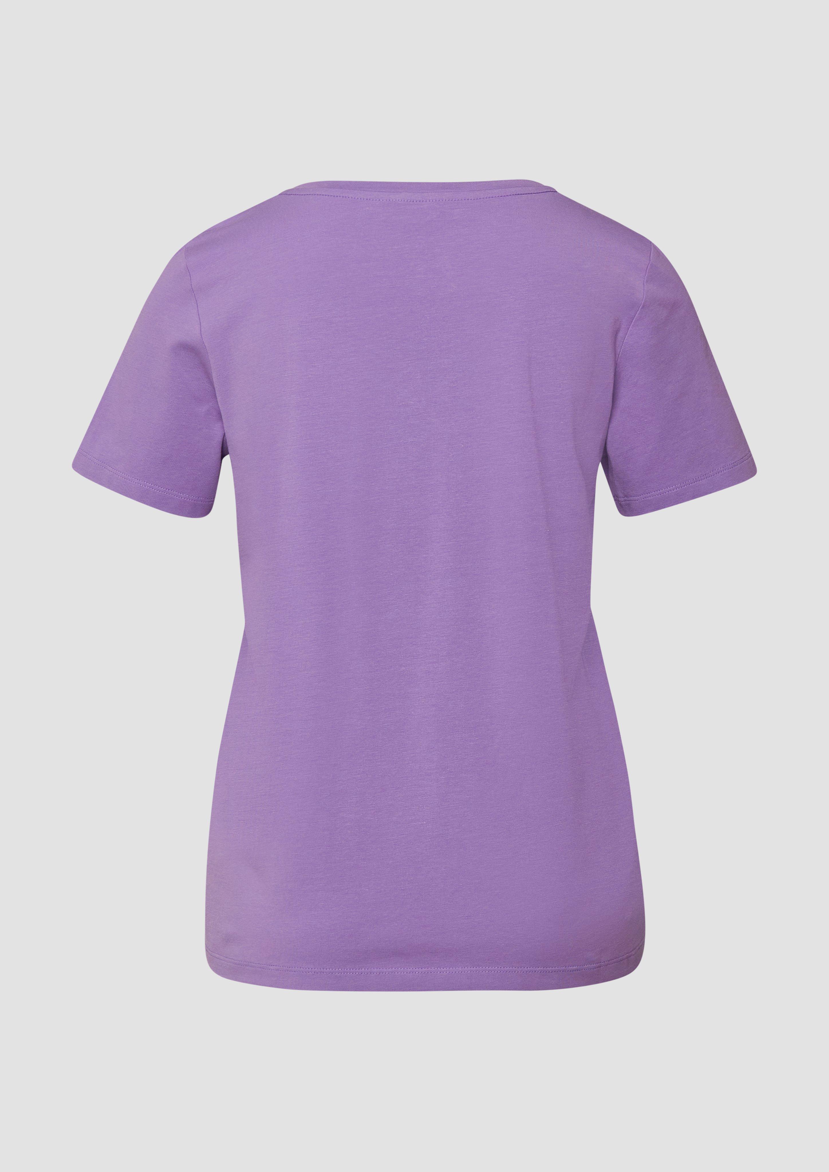 T-shirt in 4674, 1021, 4178, 2401 & 3105