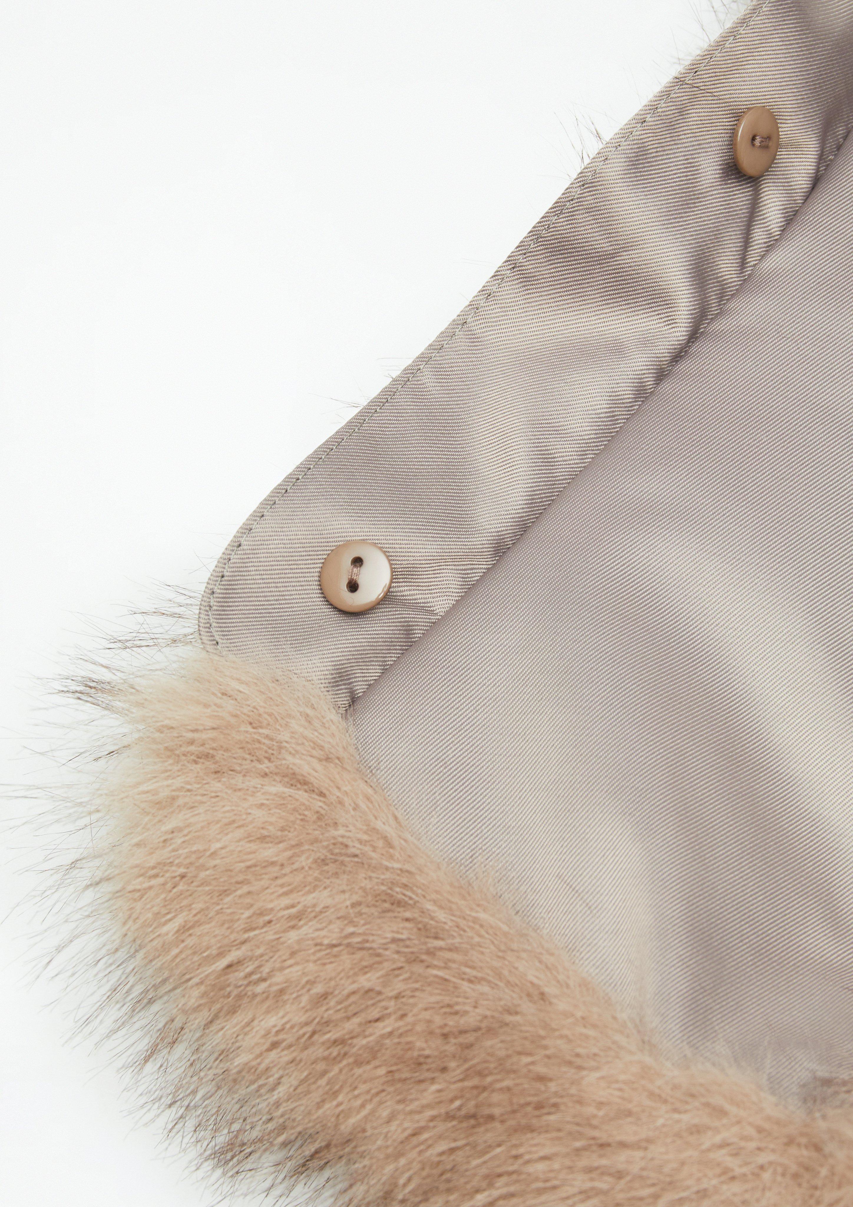 Fake-Fur-Kragen in braun von COMMA