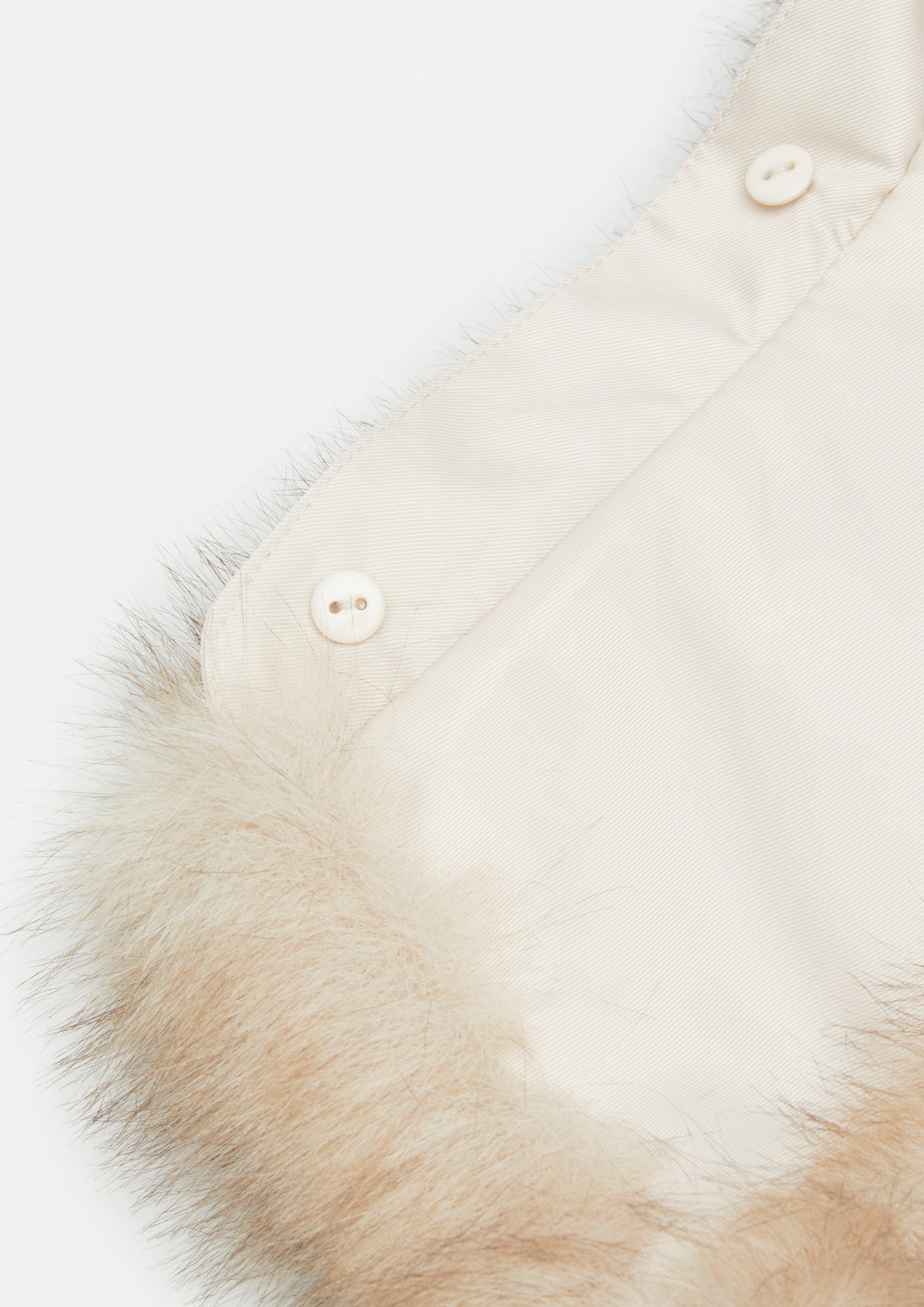 Fake-Fur-Kragen in beige von COMMA