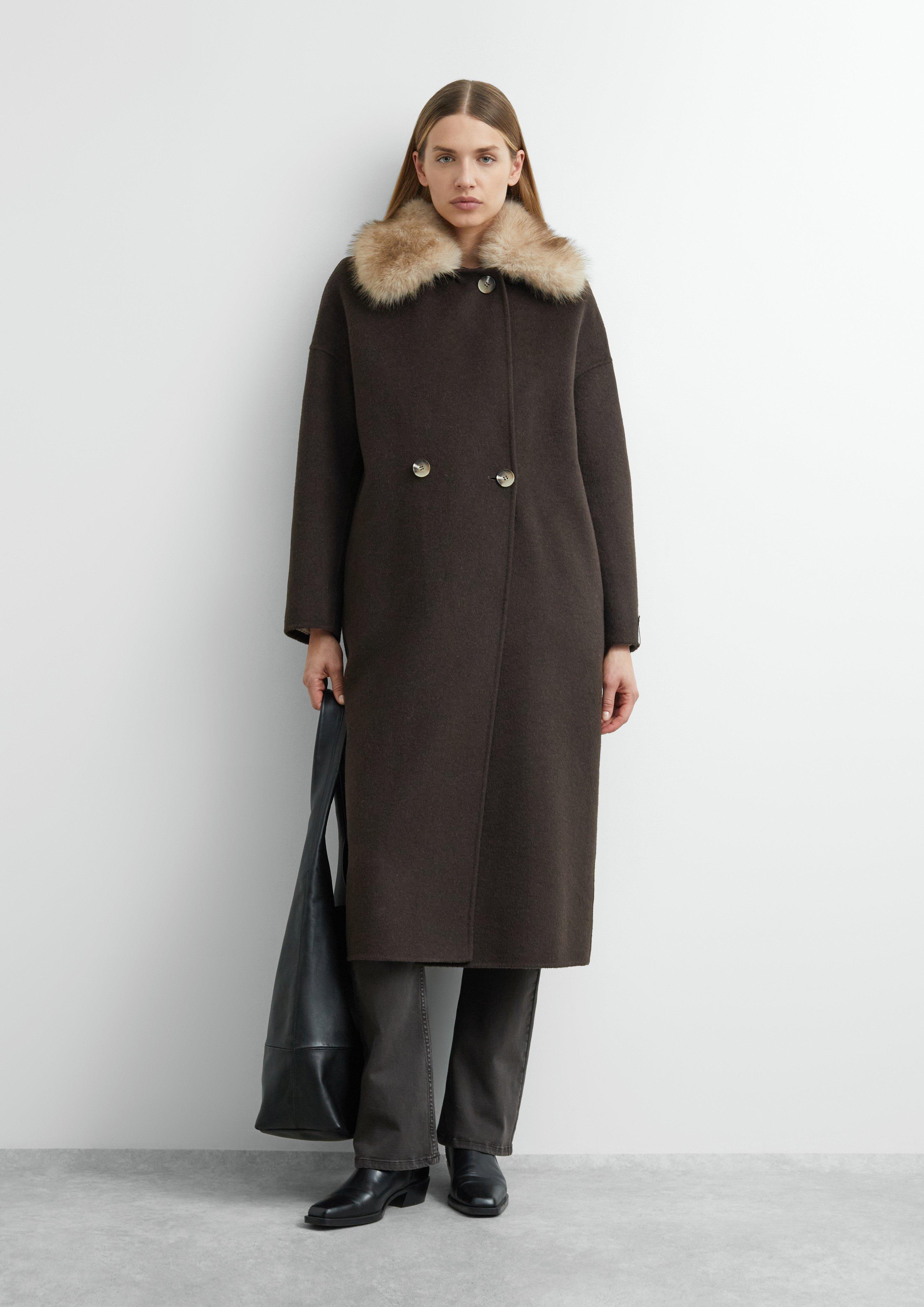 Fake-Fur-Kragen in beige von COMMA