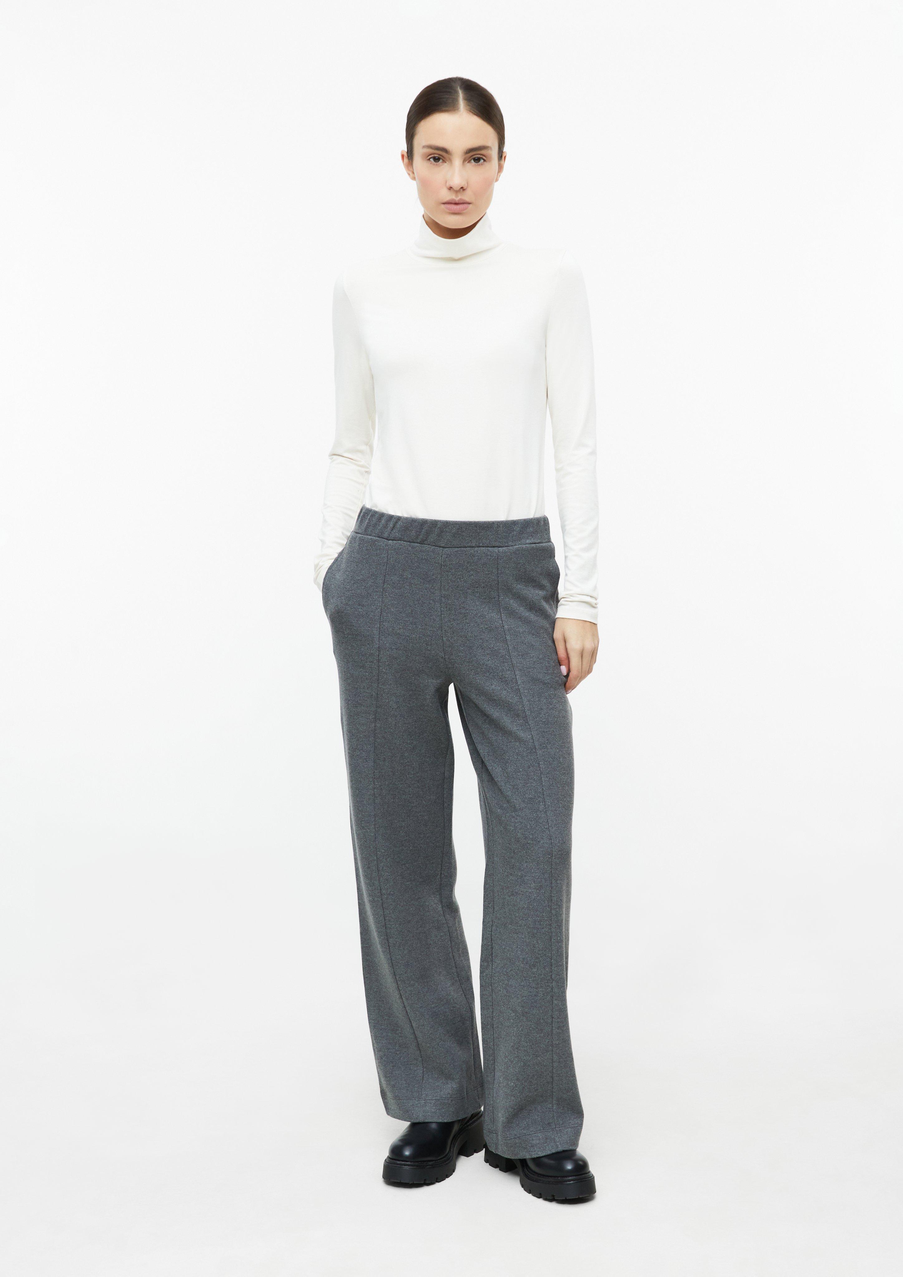 Flauschiges Sweathose mit Wide Leg in Farbe graphit von s.Oliver