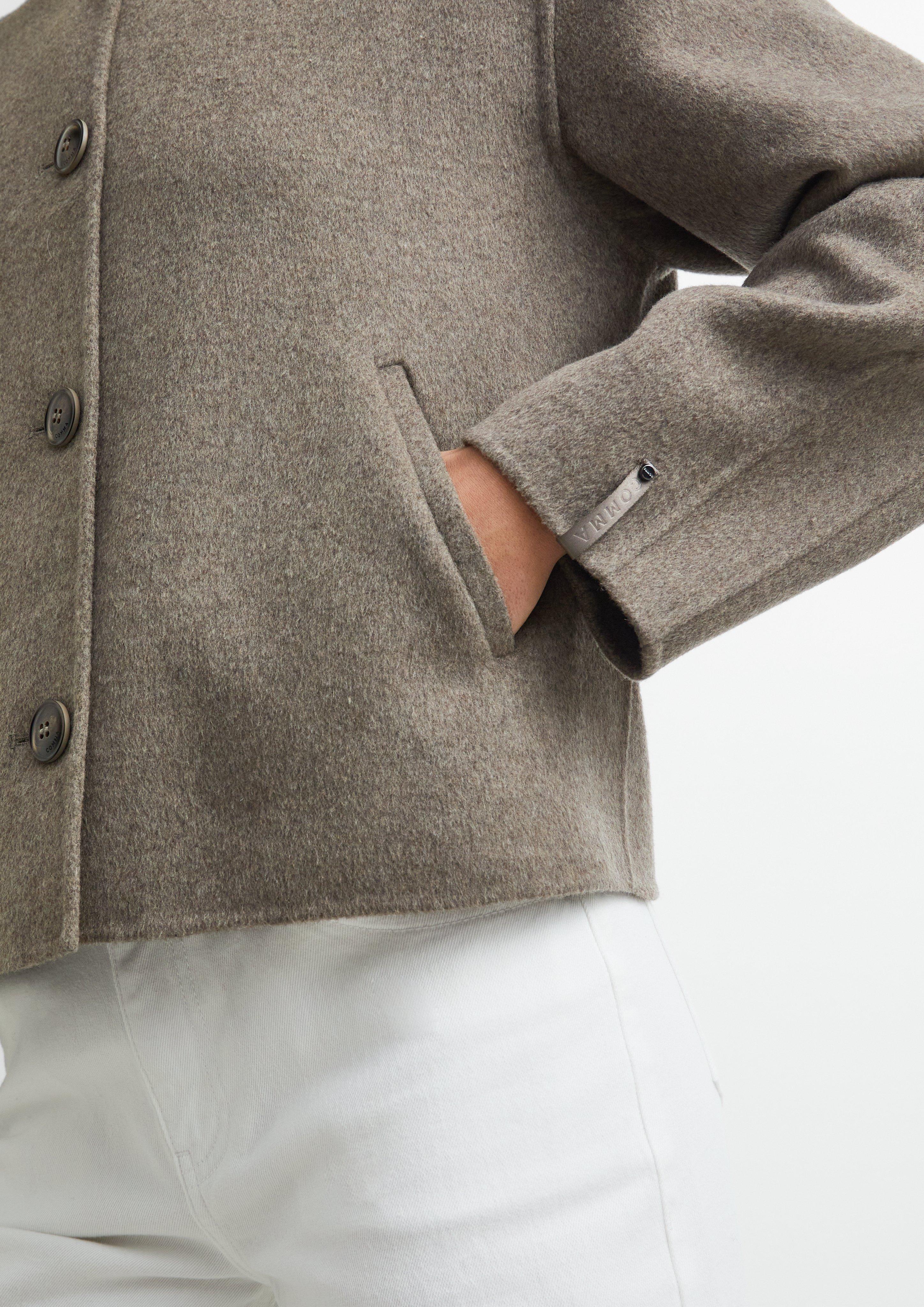 Damen Doubleface-Jacke mit abnehmbarem Schal in braun von comma