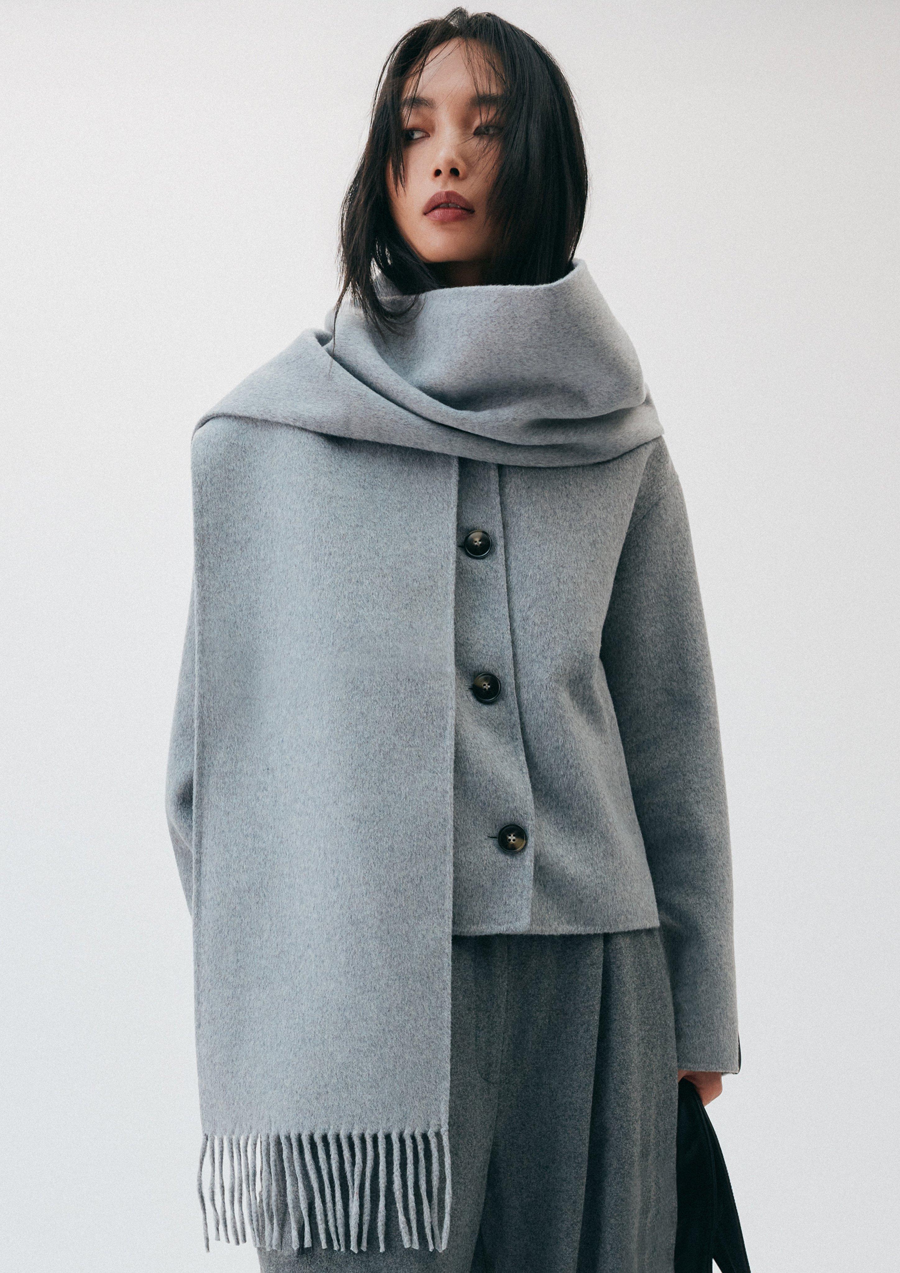 Doubleface-Jacke mit abnehmbarem Schal in hellgrau von COMMA