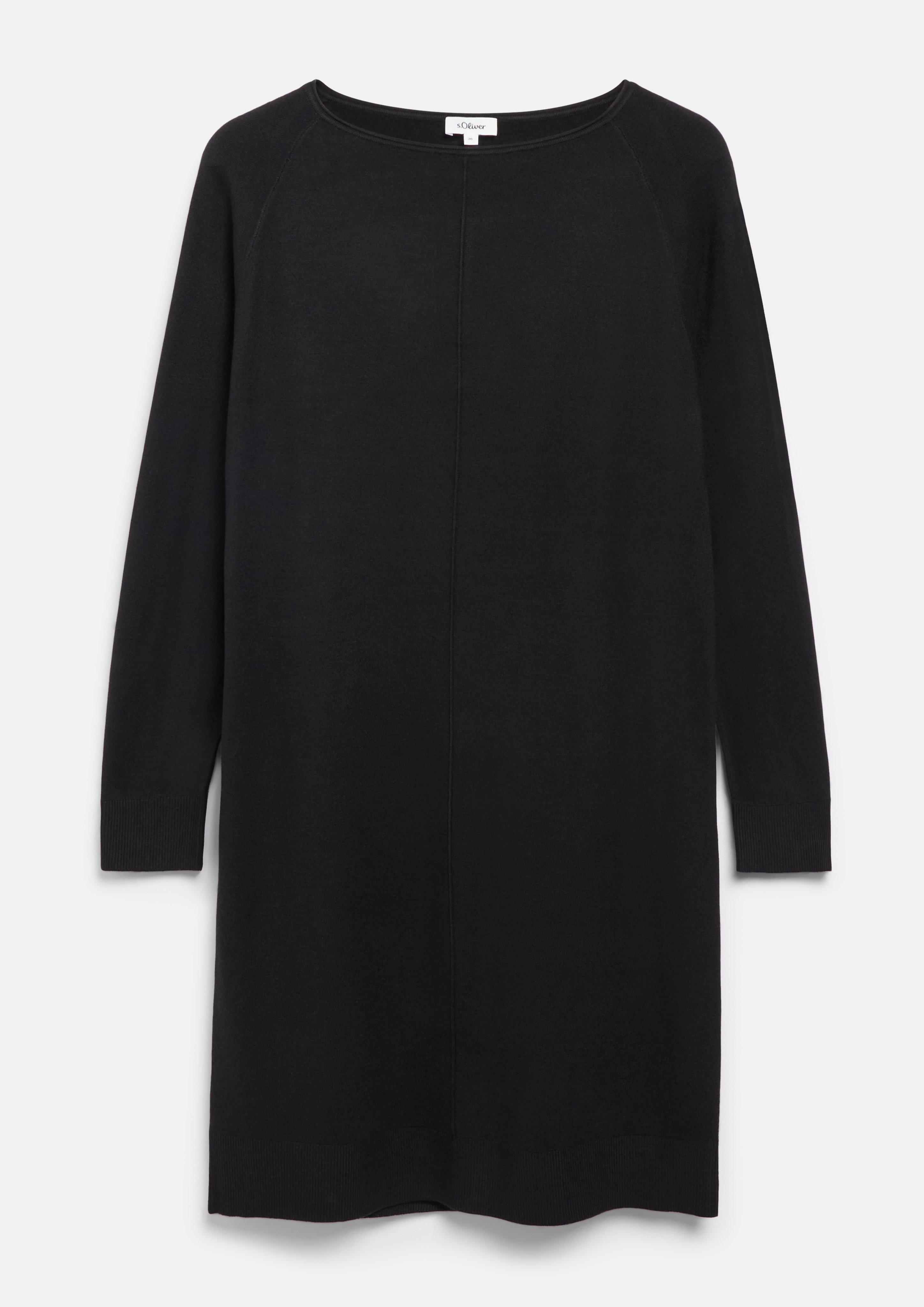 Robe en maille fine, confectionnée dans un mélange de viscose avec une couture décorative en noir de s.Oliver