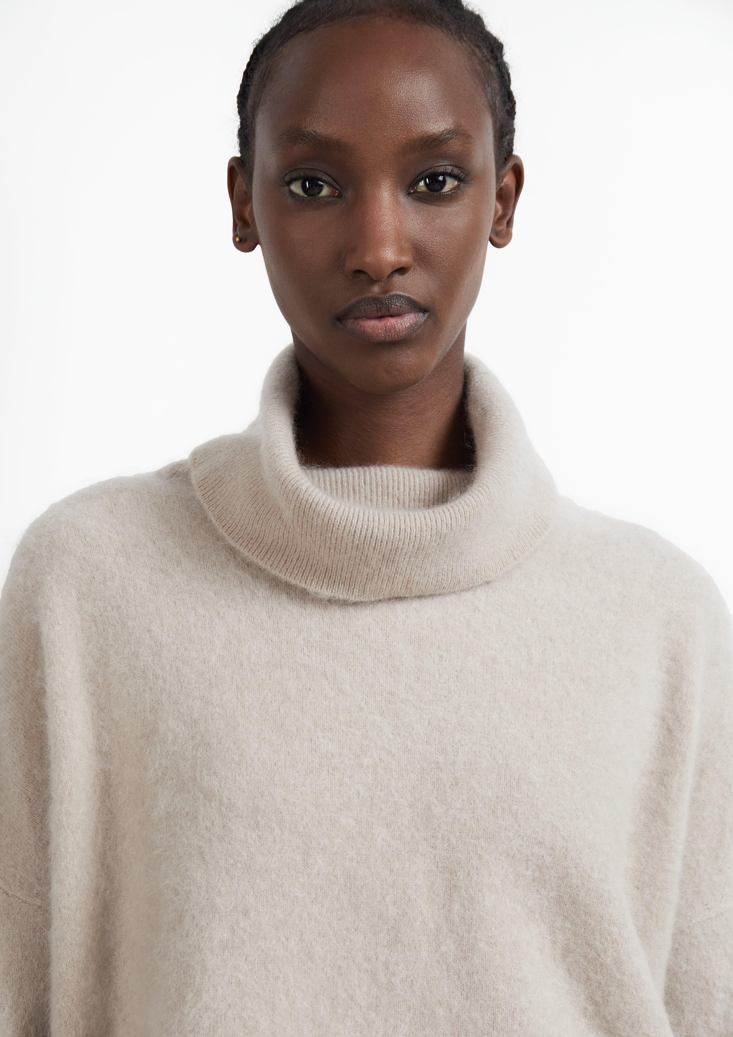Pull en tricot en brun de COMMA