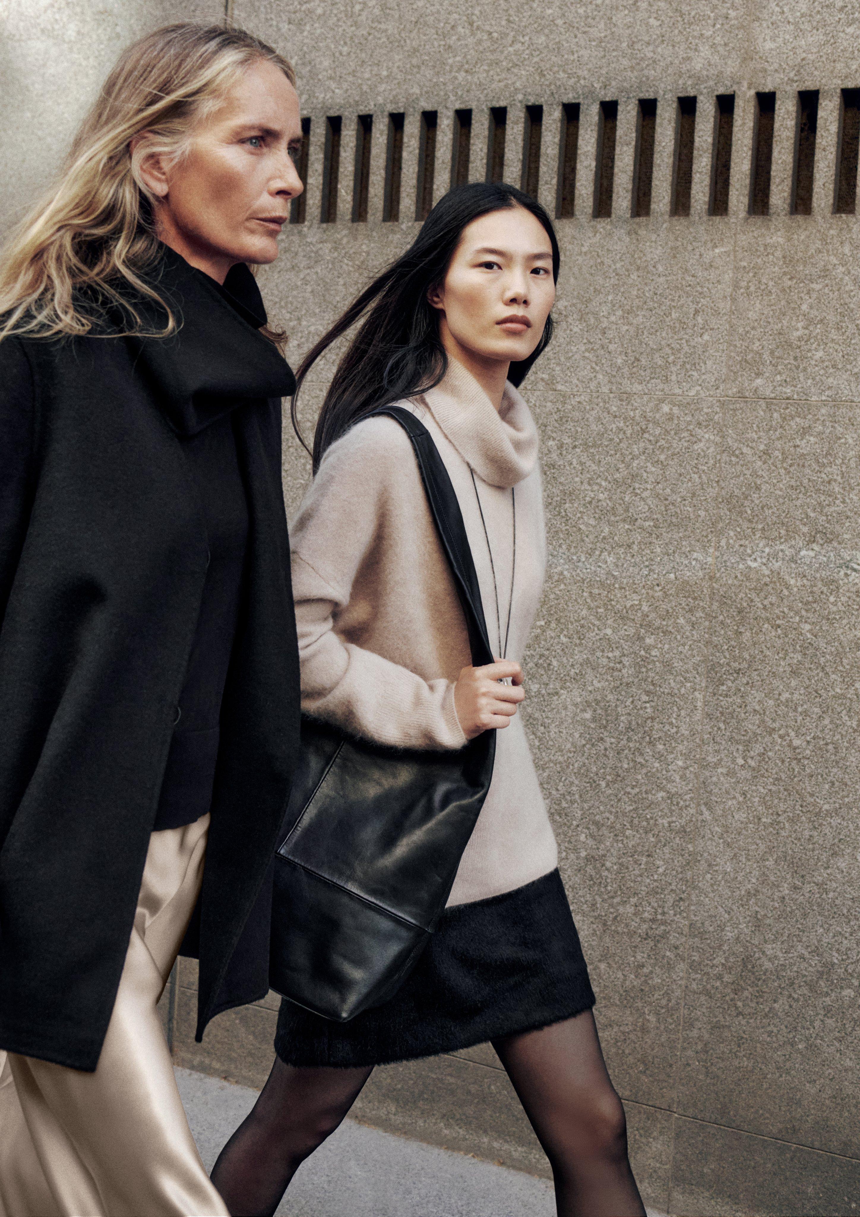 Pull en tricot en brun de COMMA