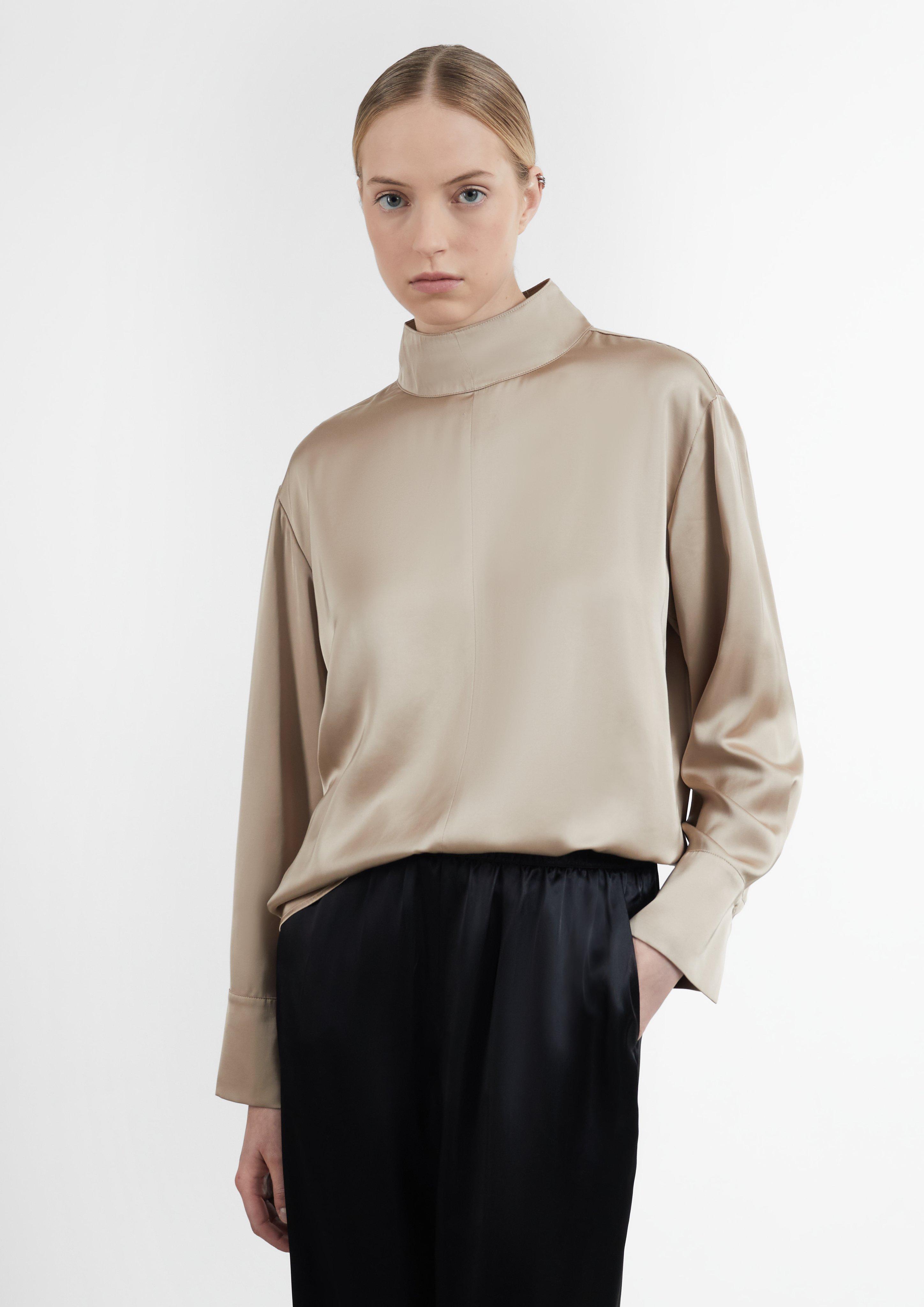 Damen Satin-Bluse mit Stehkragen und verdecktem Reißverschluss in braun von COMMA