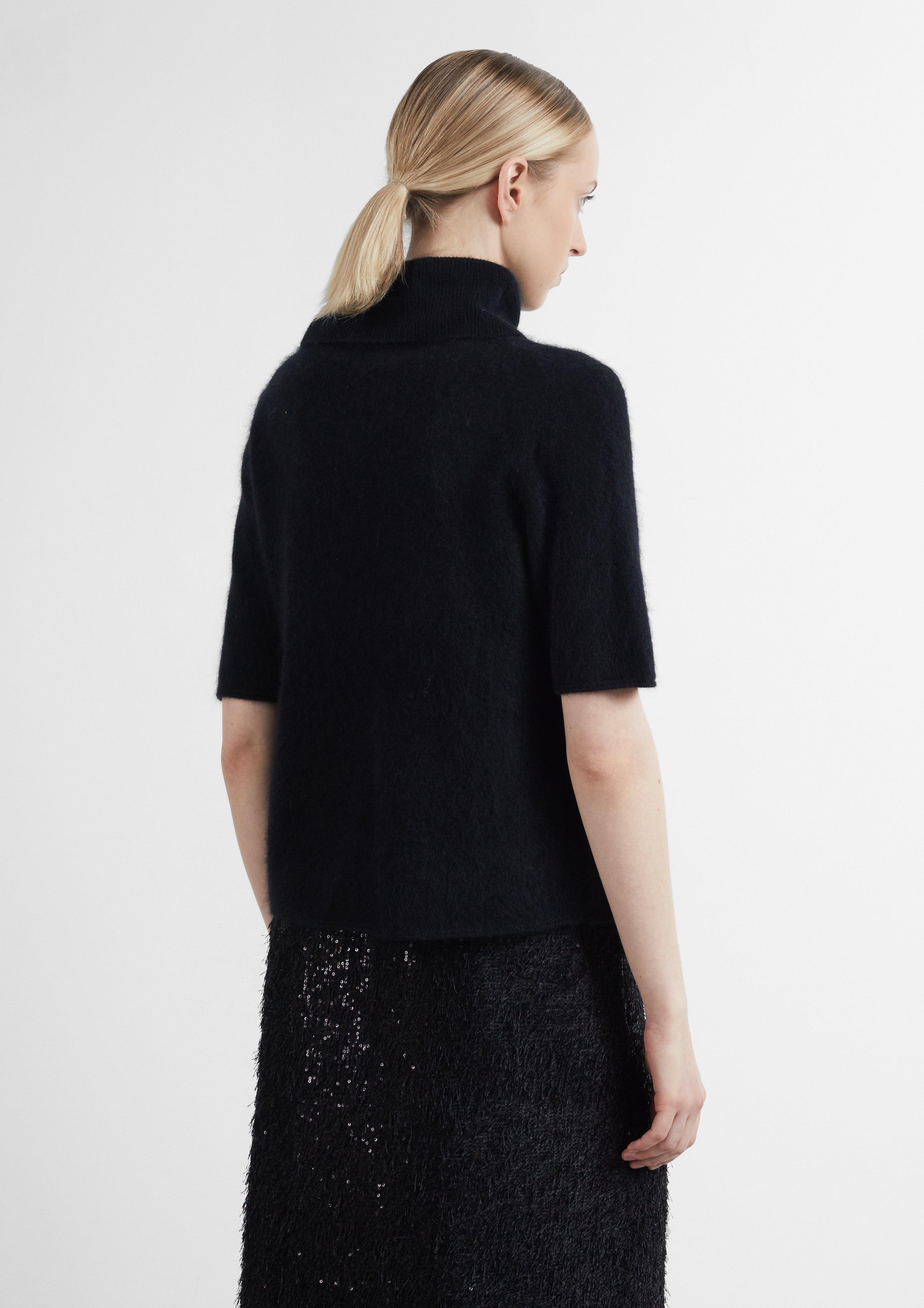 Damen Kuschelig gebürsteter Feinstrick-Pullover mit Rollkragen in schwarz von COMMA