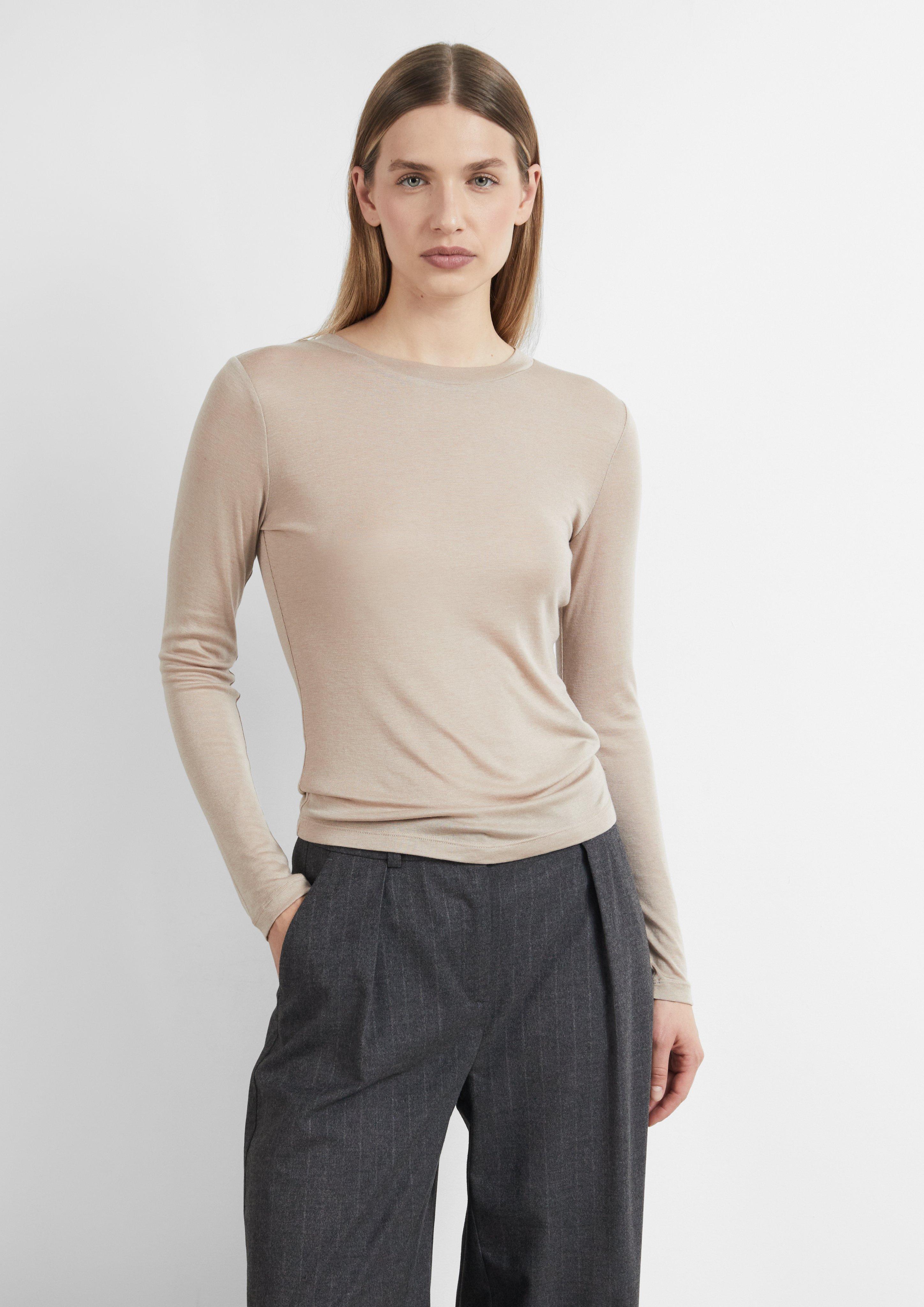 Slim Fit Langarm-Shirt aus weichem Jersey in Farbe braun von COMMA