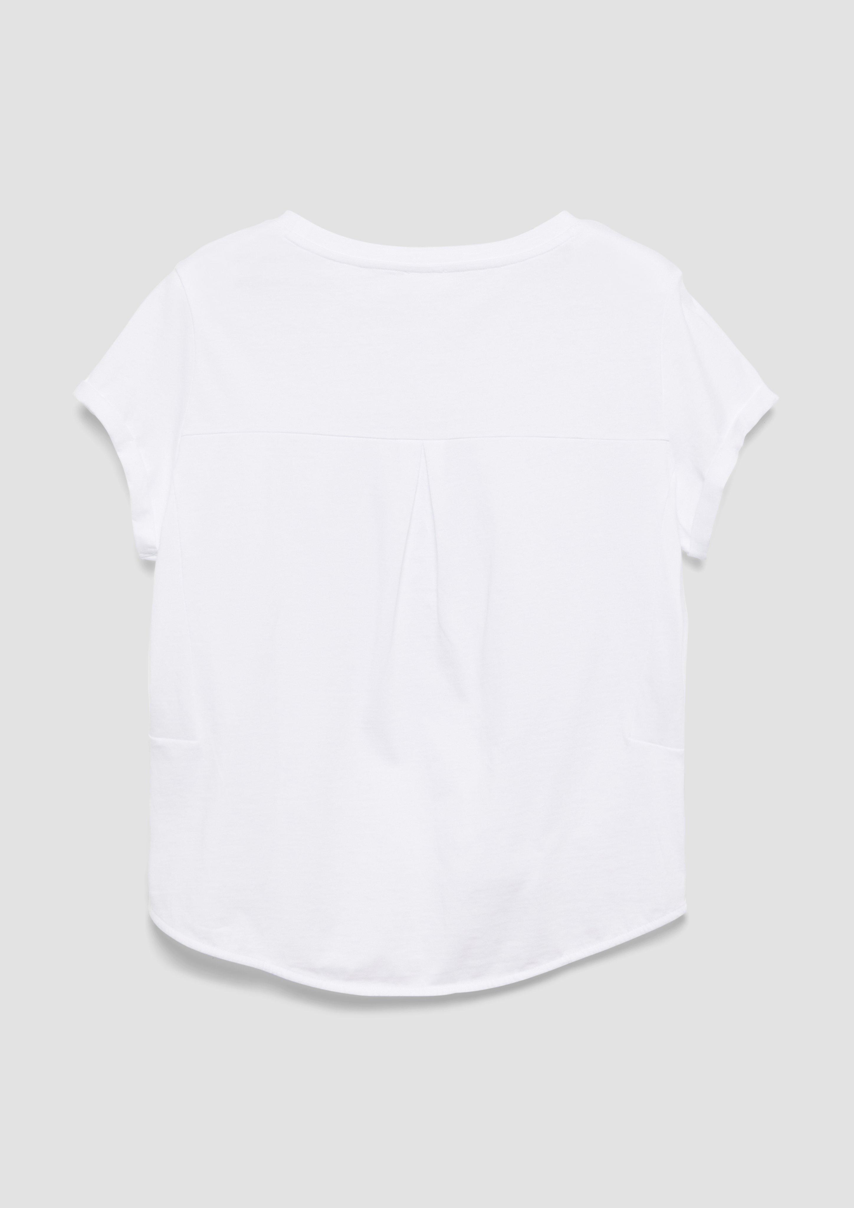 T-Shirt in 0100, 5025, 8918 & 3903