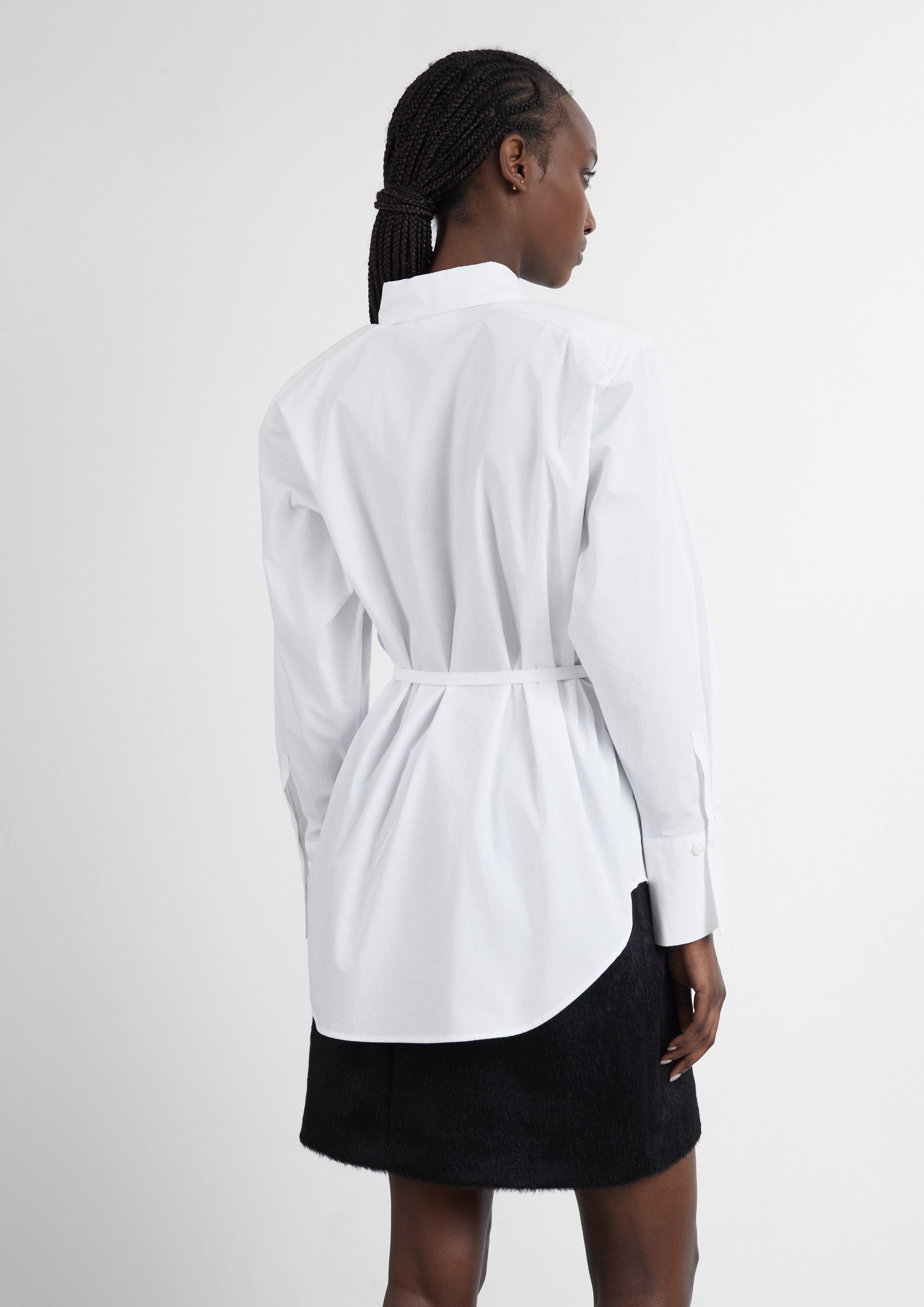 Damen Oversize-Bluse mit Manschetten und Schulterpolstern in weiß von COMMA