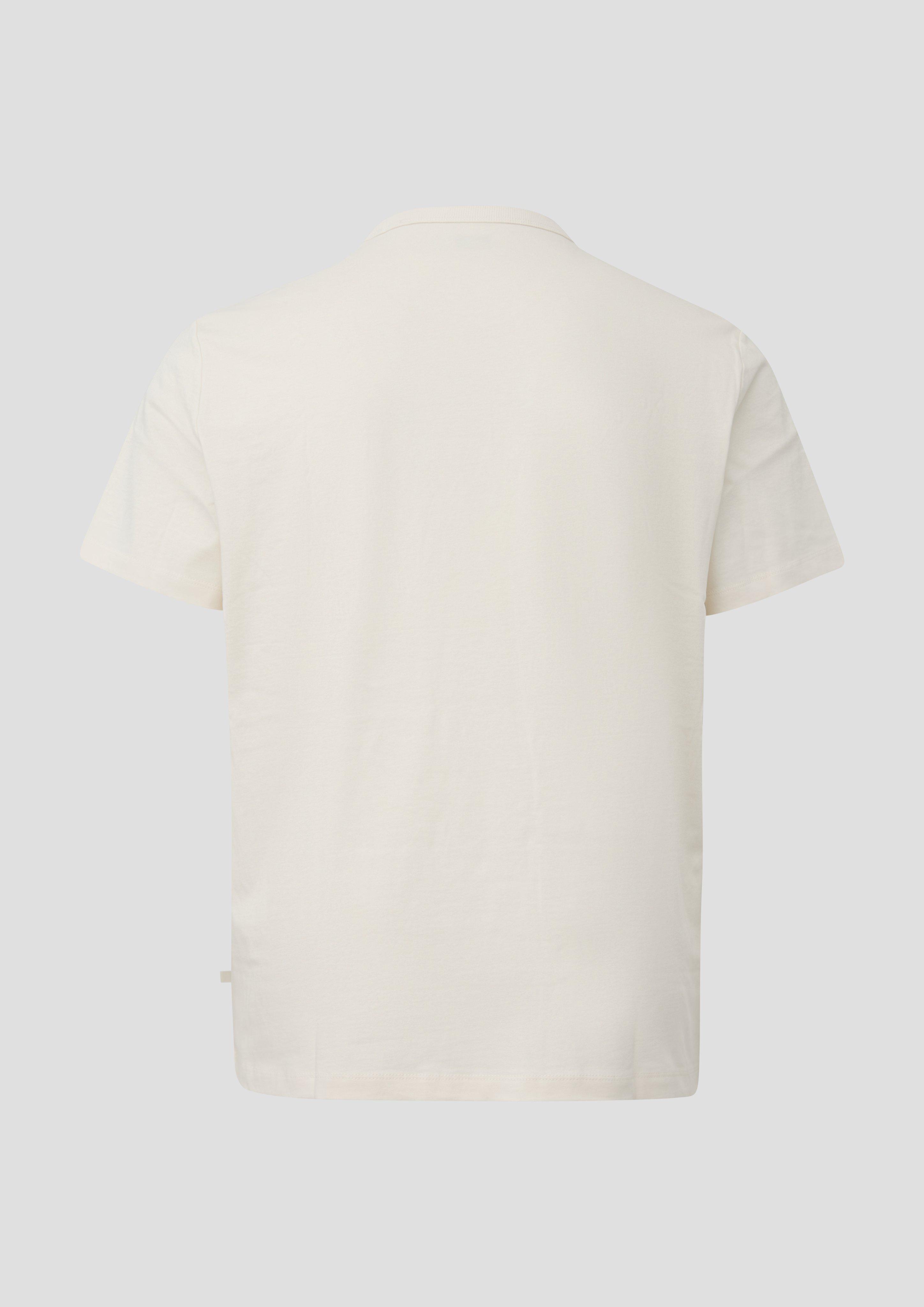 Heren T-shirt van zware jersey met borstzak in een moderne pasvorm in crème van s.Oliver Men Big Sizes