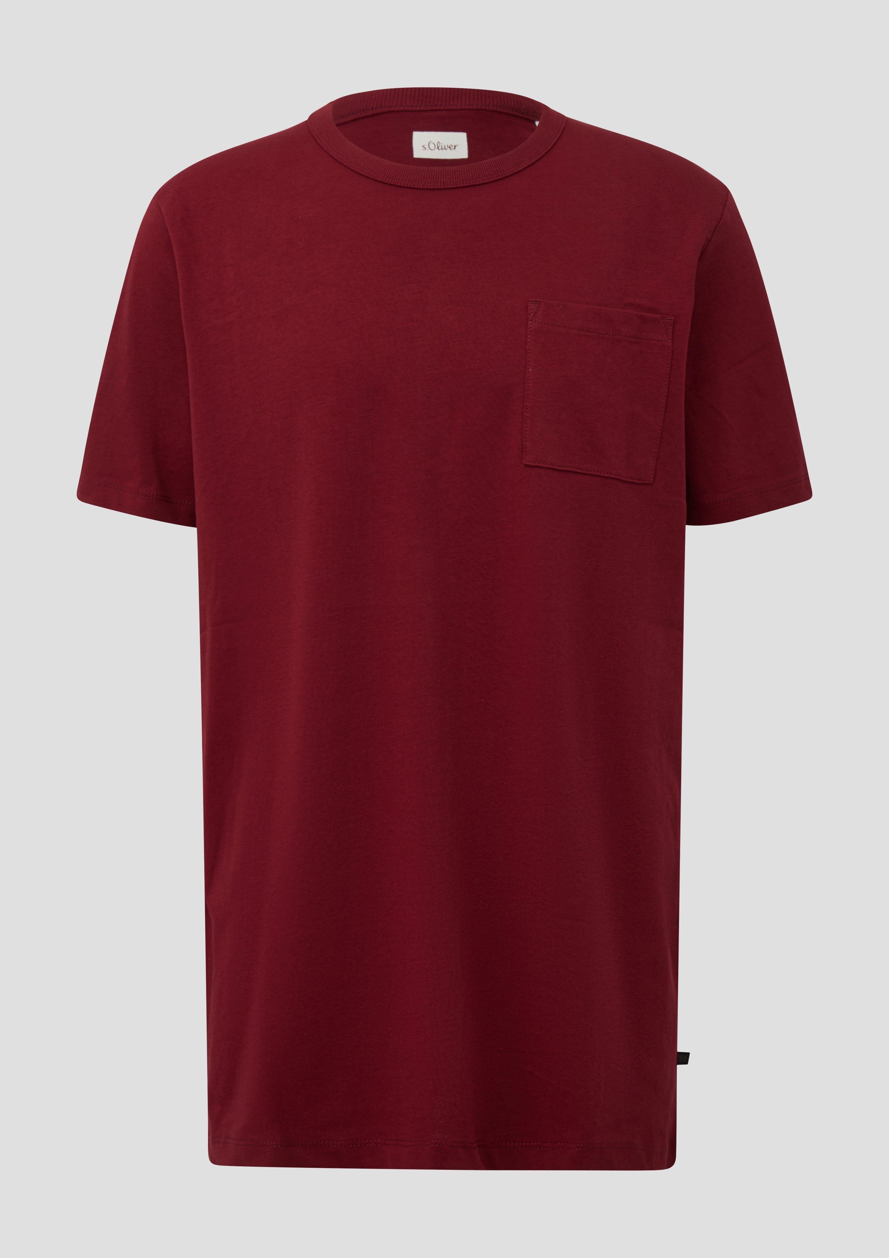 Heavy jersey T-shirt with a chest pocket in a modern fit in bordeaux by s.Oliver Men Tall Sizes