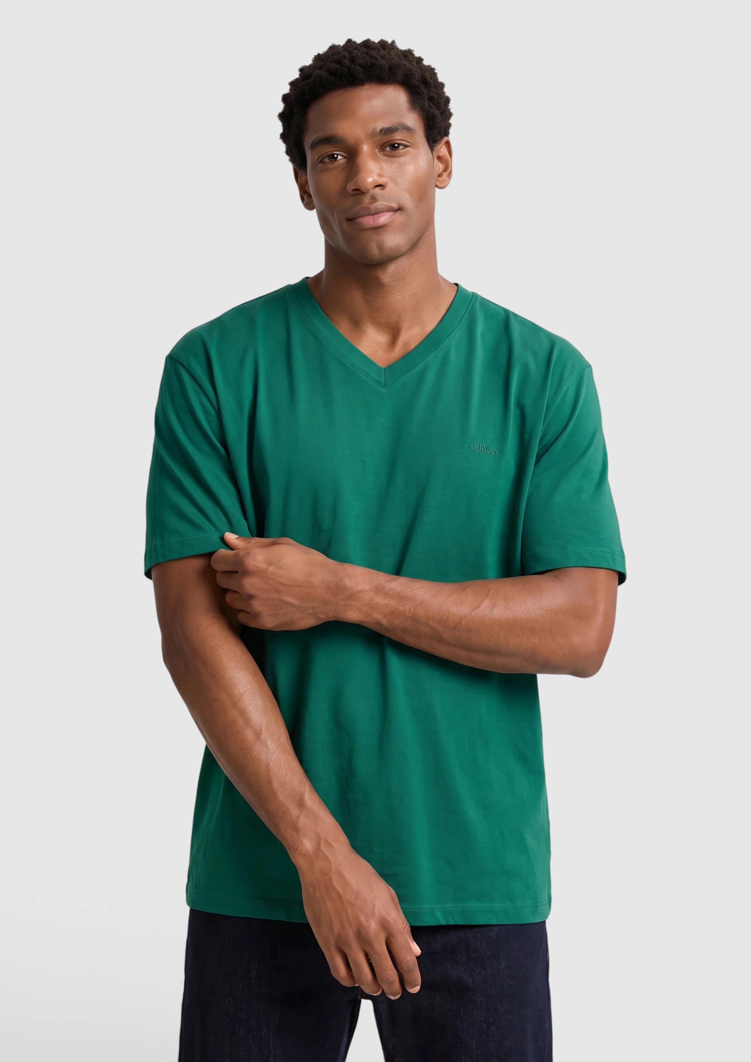 Baumwoll-T-Shirt mit V-Neck und Logo-Print in Farbe smaragd von s.Oliver Men Tall Sizes