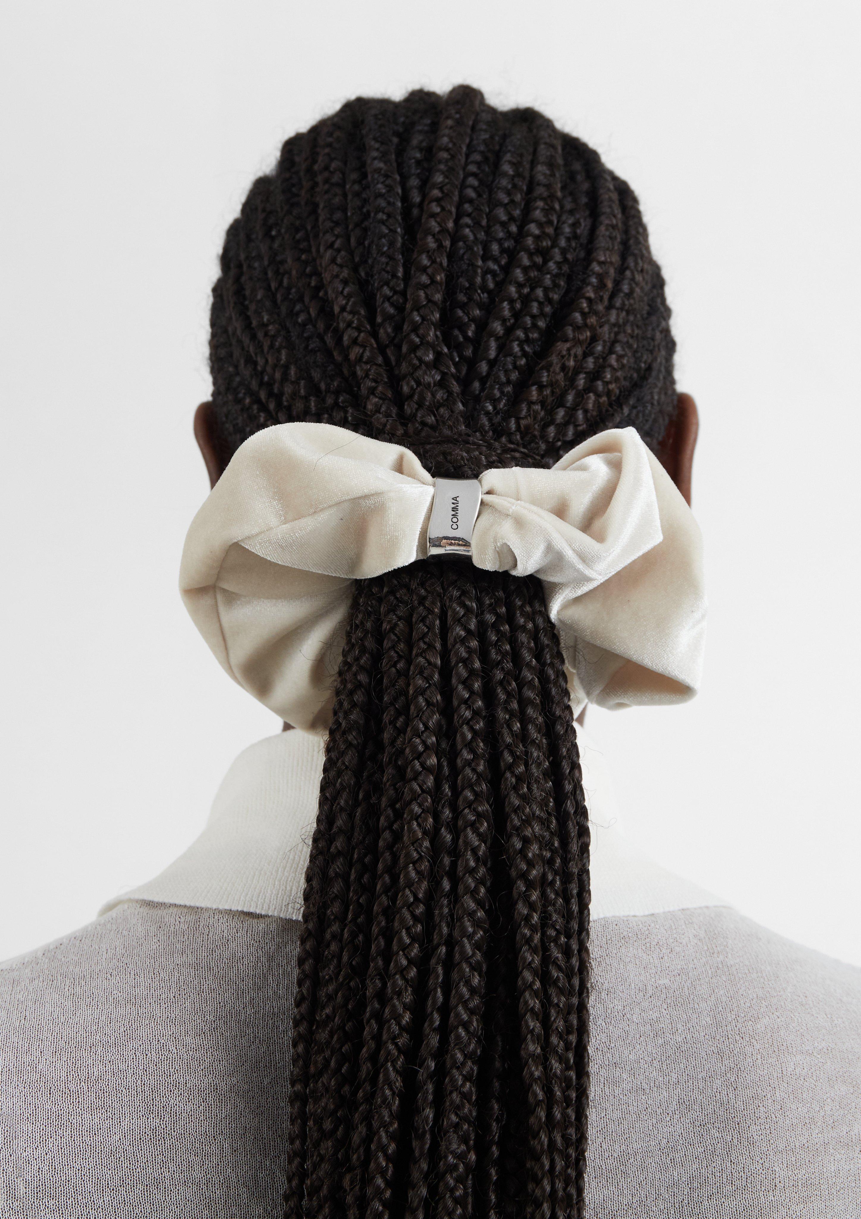 Accessories in beige by COMMA