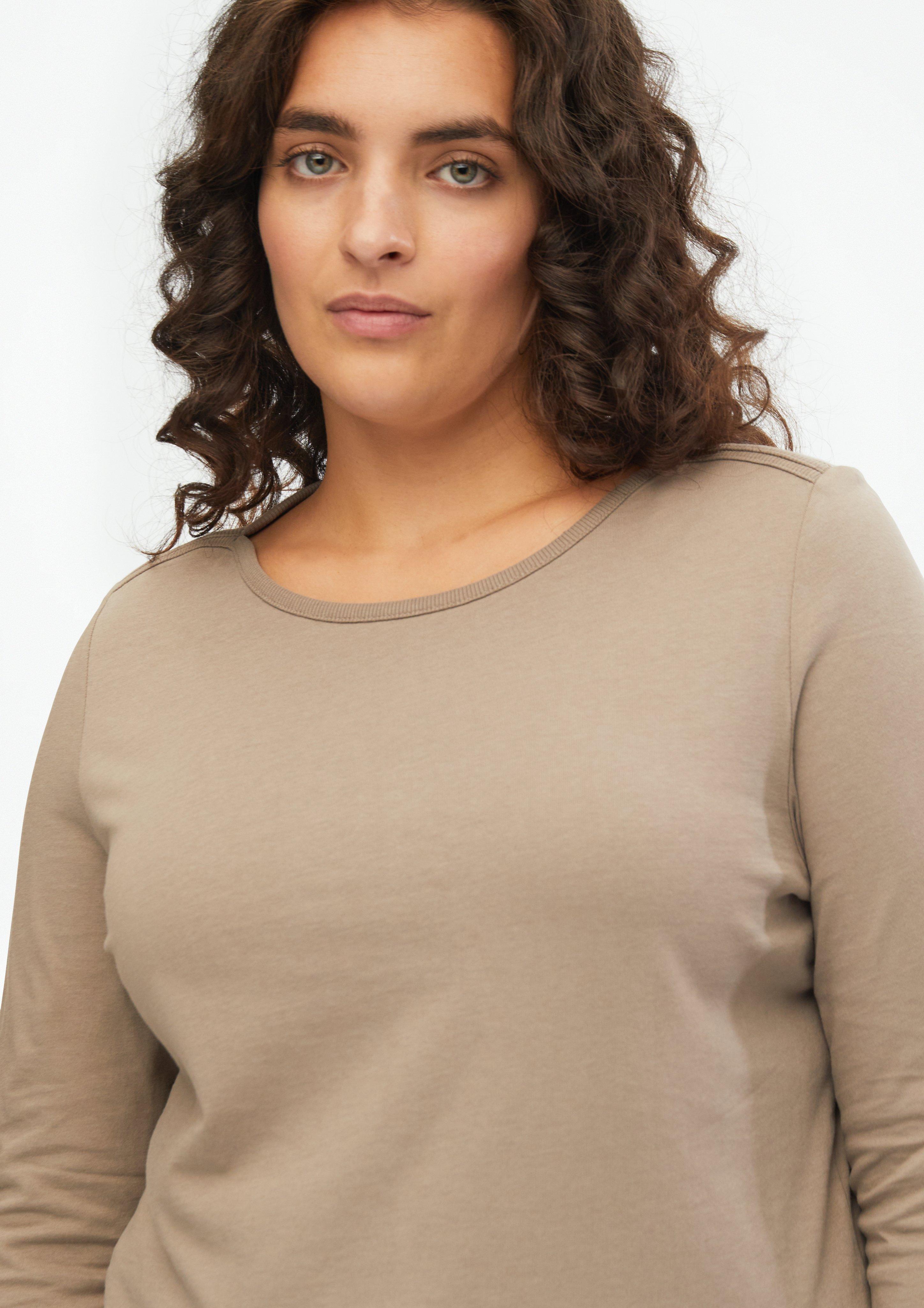 Damen T-Shirt mit dekorativem U-Boot-Ausschnitt in braun von s.Oliver CURVE
