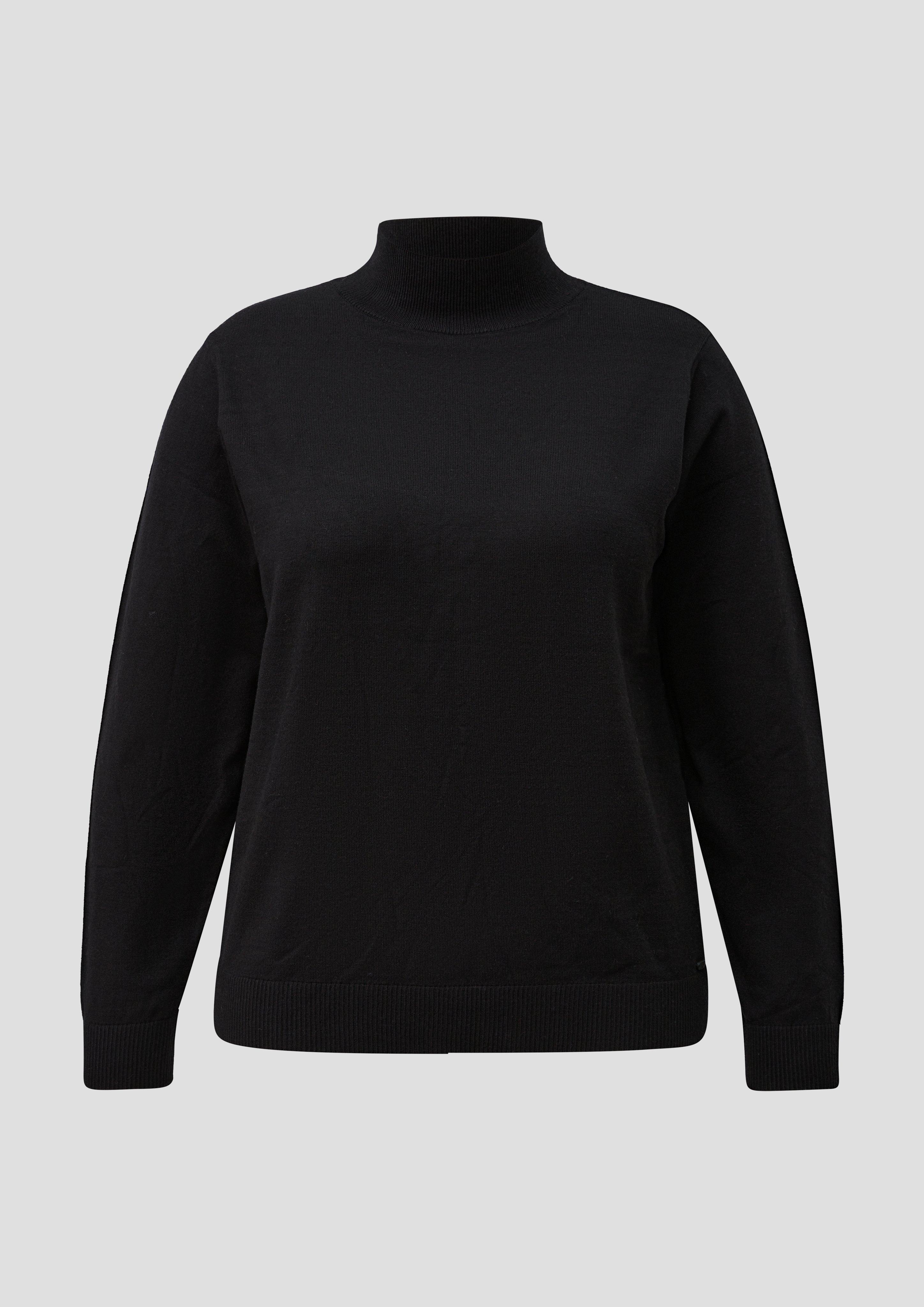 Knitted pullover in black by QS CURVE
