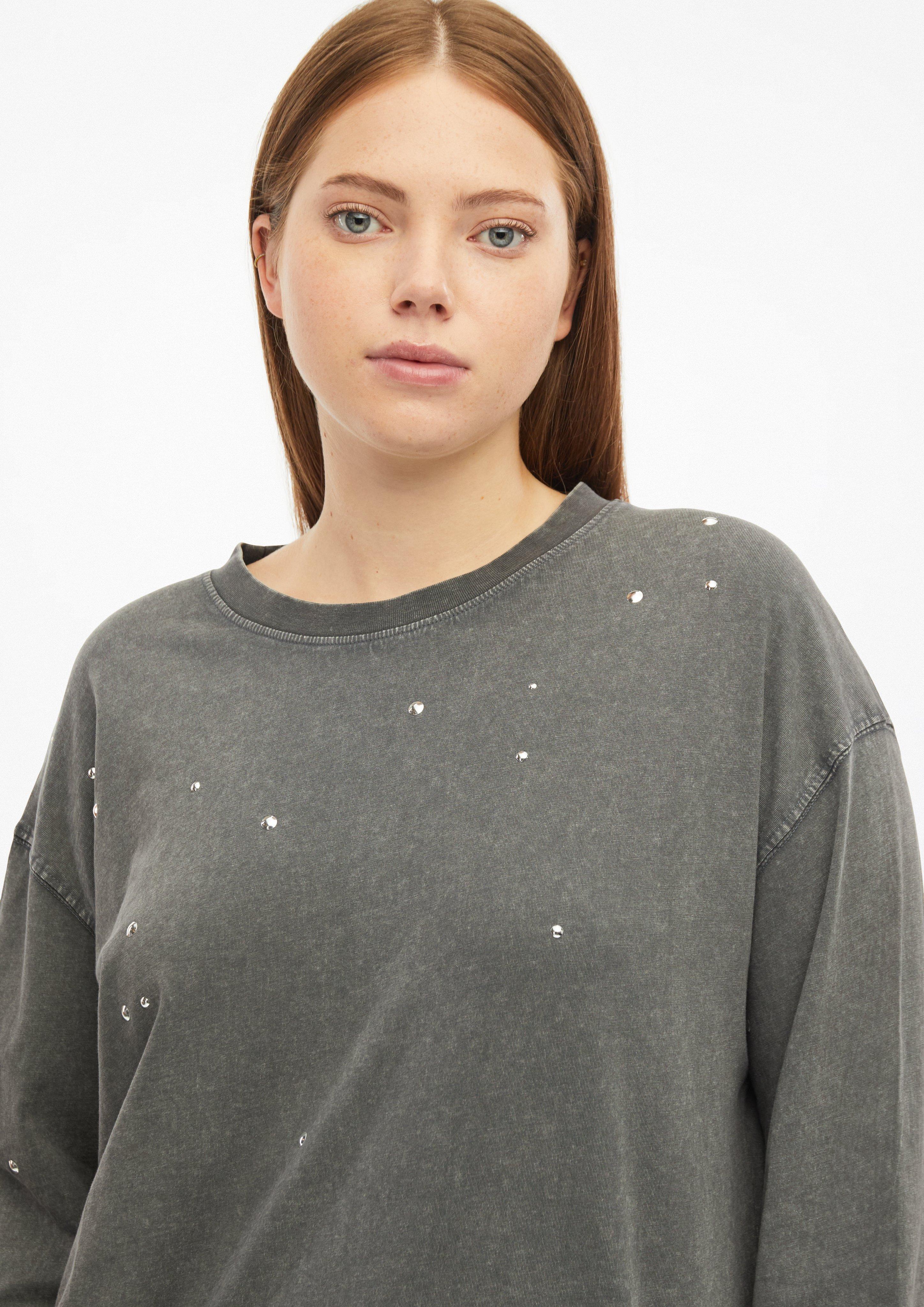 Femmes T-shirt à manches longues délavé avec clous en gris de QS CURVE