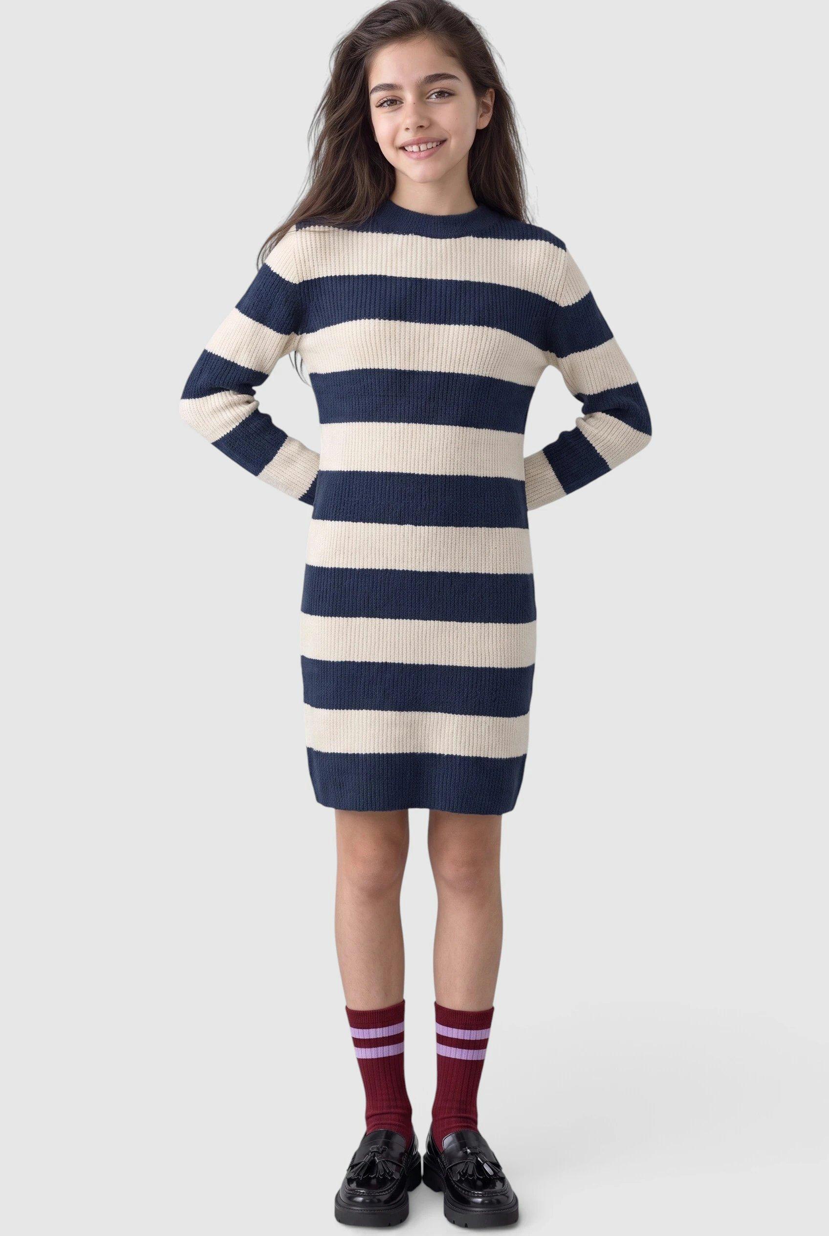 Robe en tricot de chenille à rayures en crème de s.Oliver