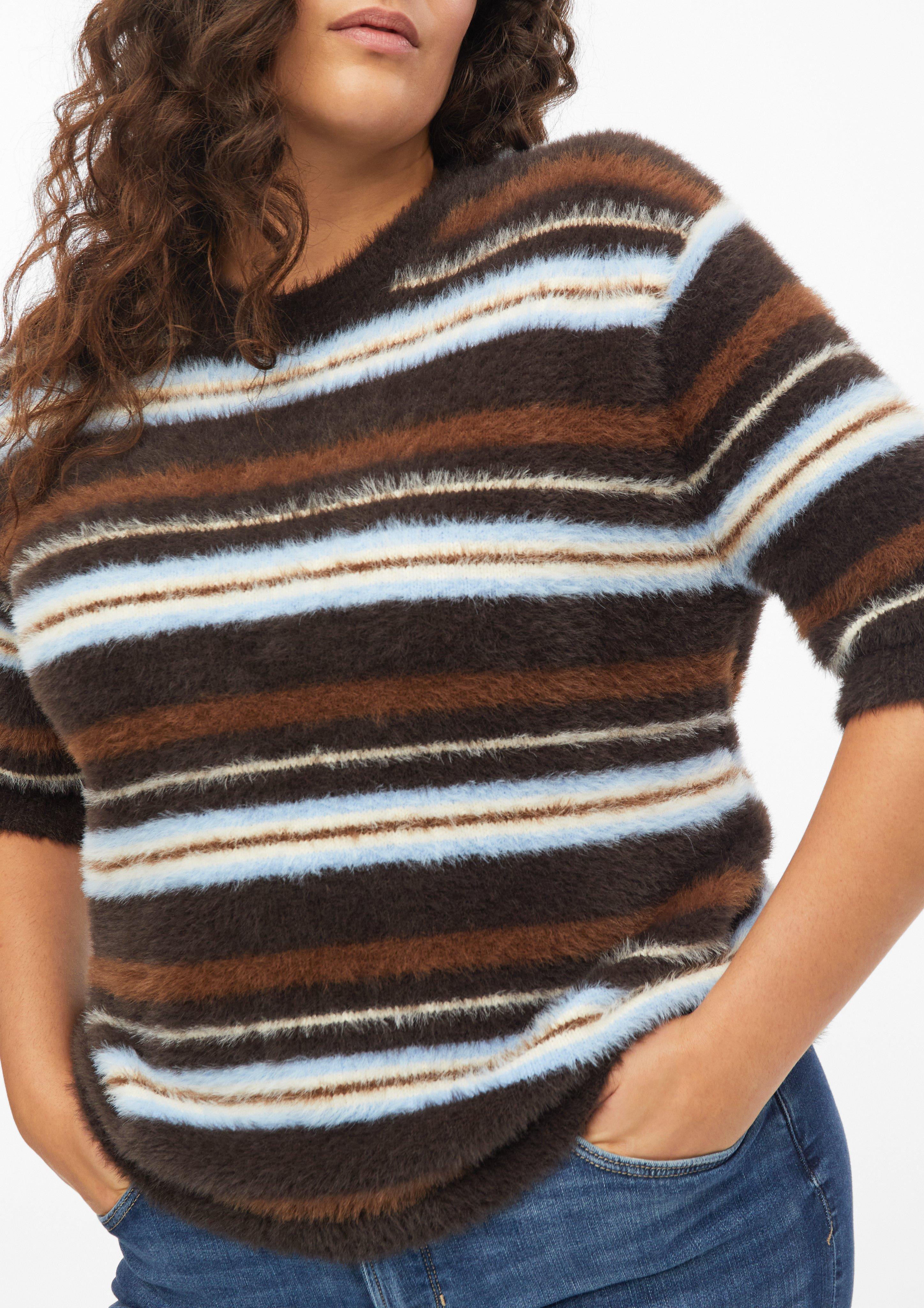 Women Soft knit sweater with textured yarn in brown by s.Oliver CURVE