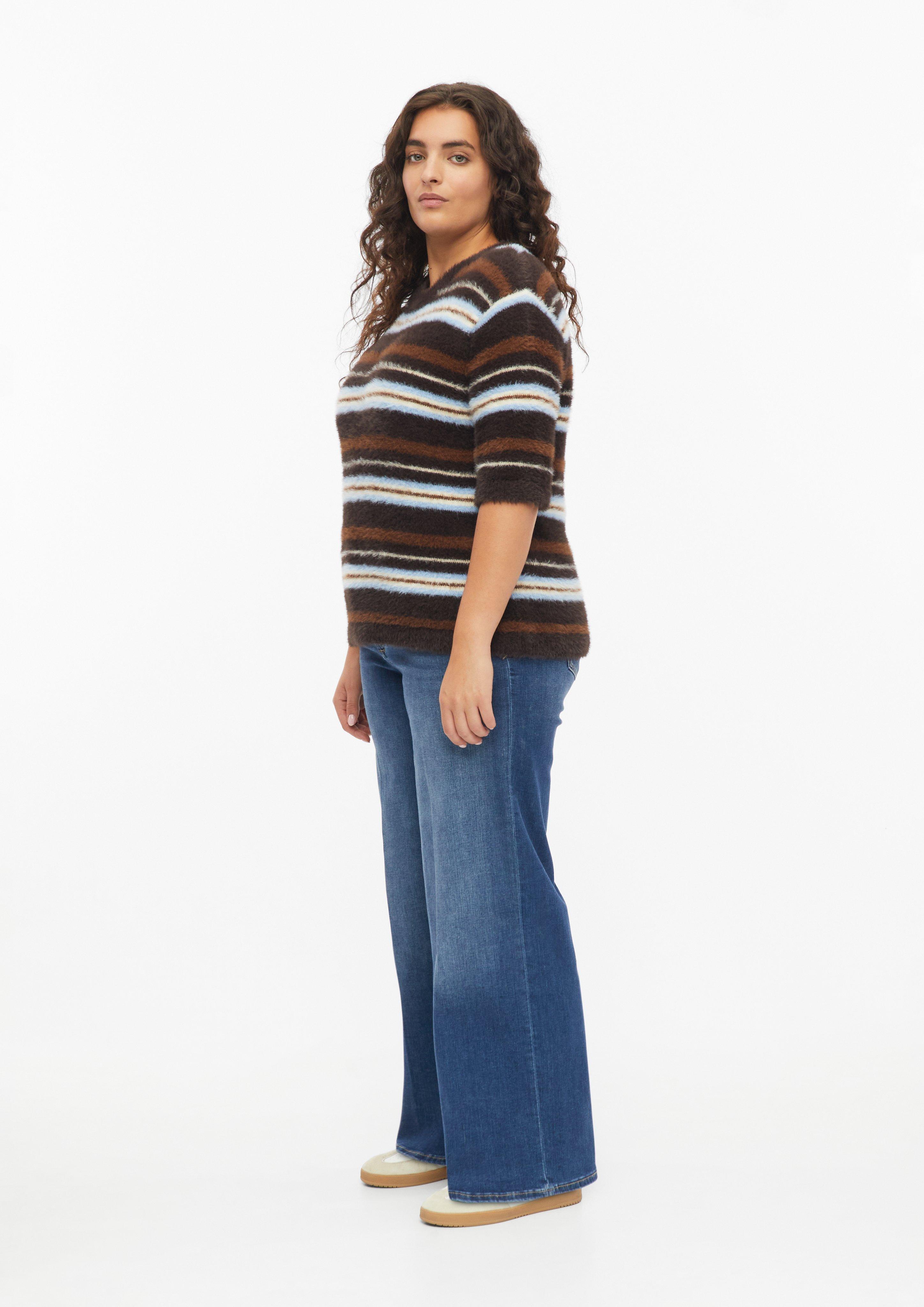 Women Soft knit sweater with textured yarn in brown by s.Oliver CURVE
